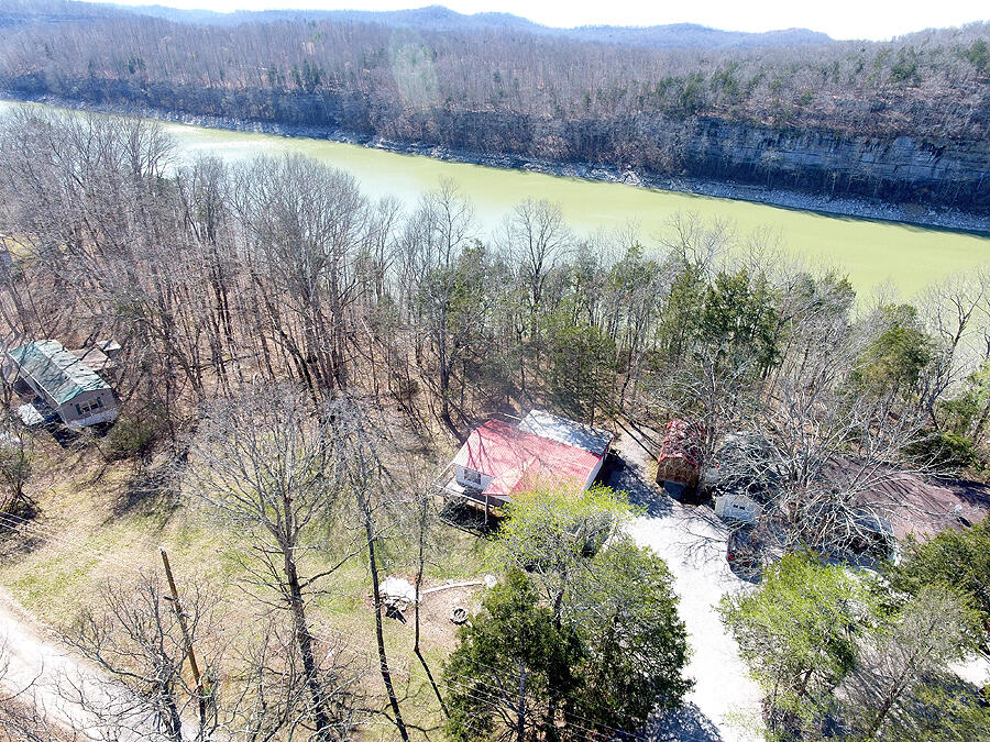 65 S Lake Drive Property Photo 1