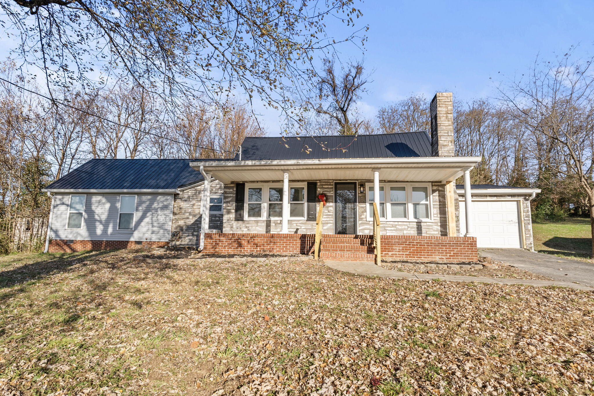 105 Johnson Street Property Photo 6