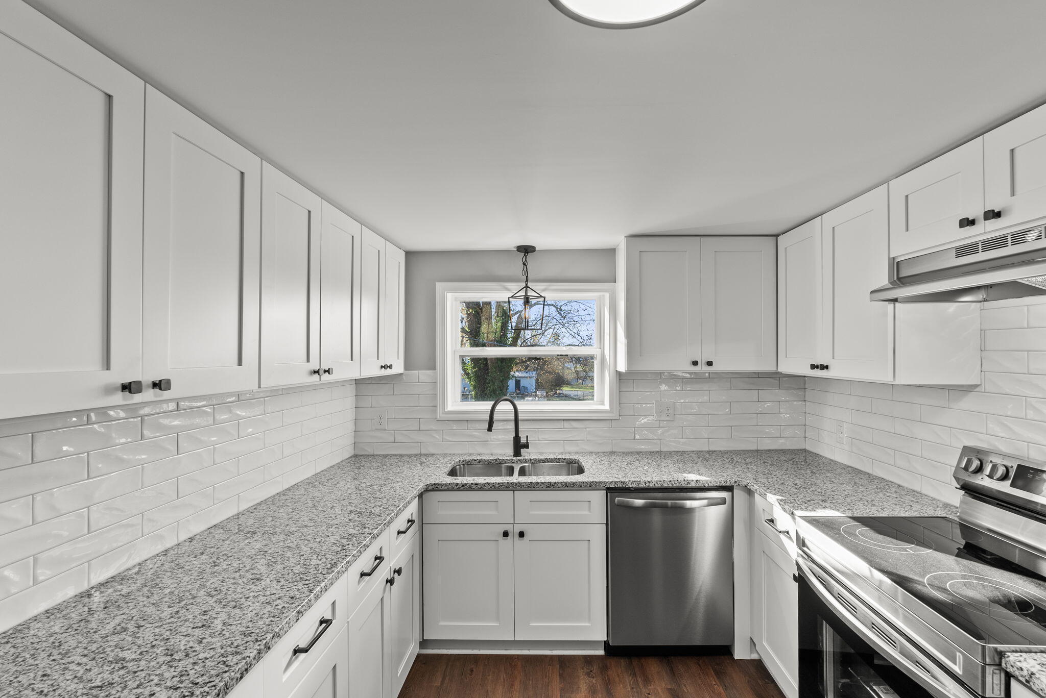 105 Johnson Street Property Photo 19