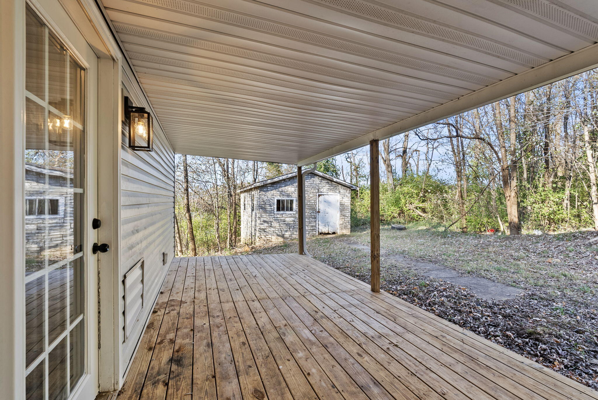 105 Johnson Street Property Photo 35
