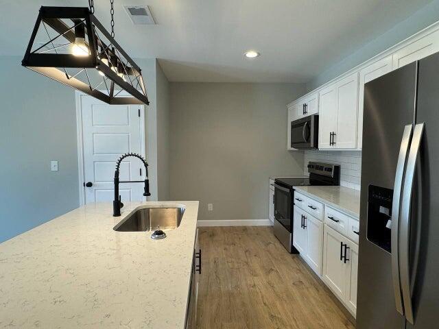 11 Midland Meadows Drive Property Photo 4