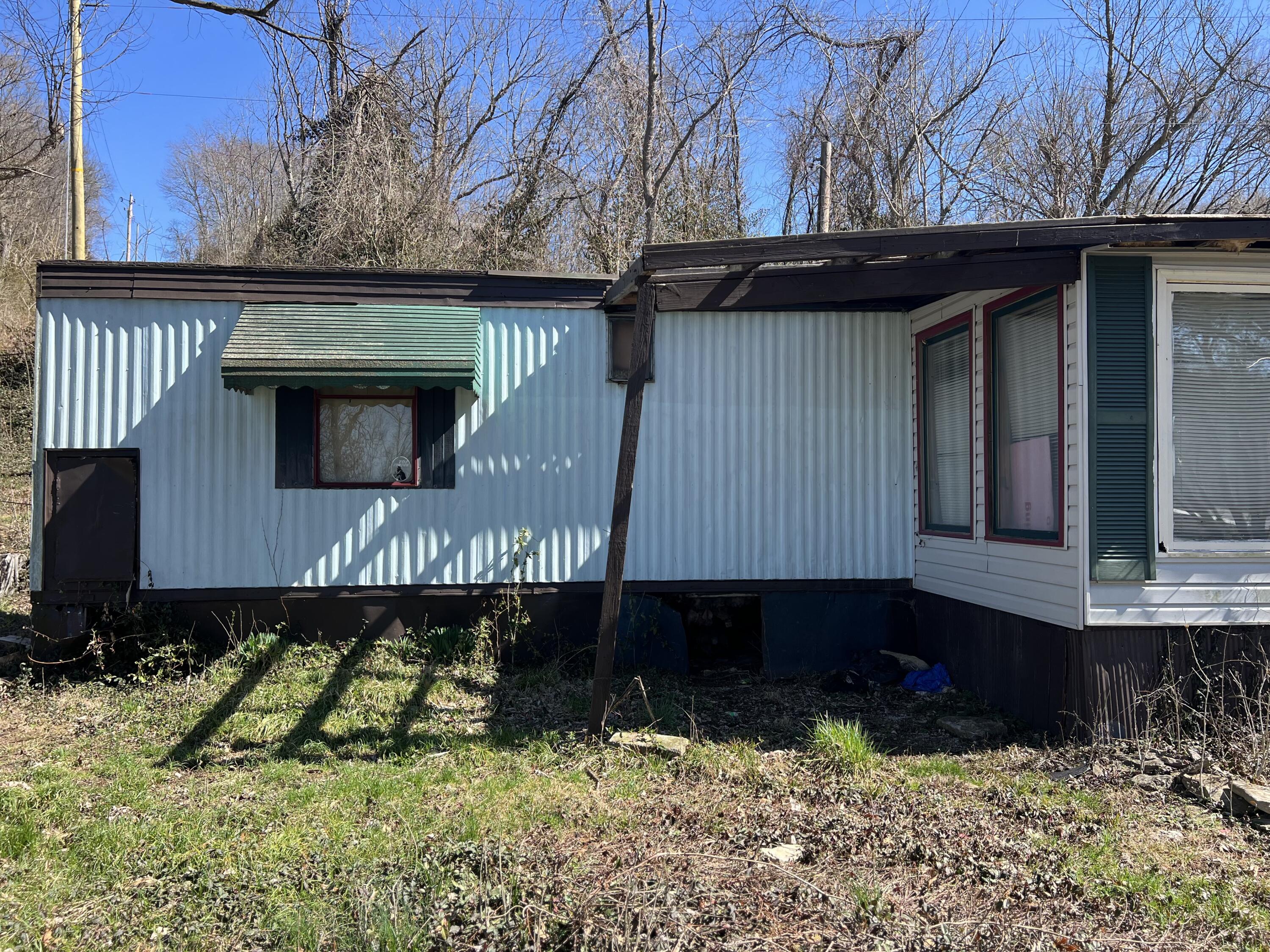 1860 Ford Road Property Photo 14
