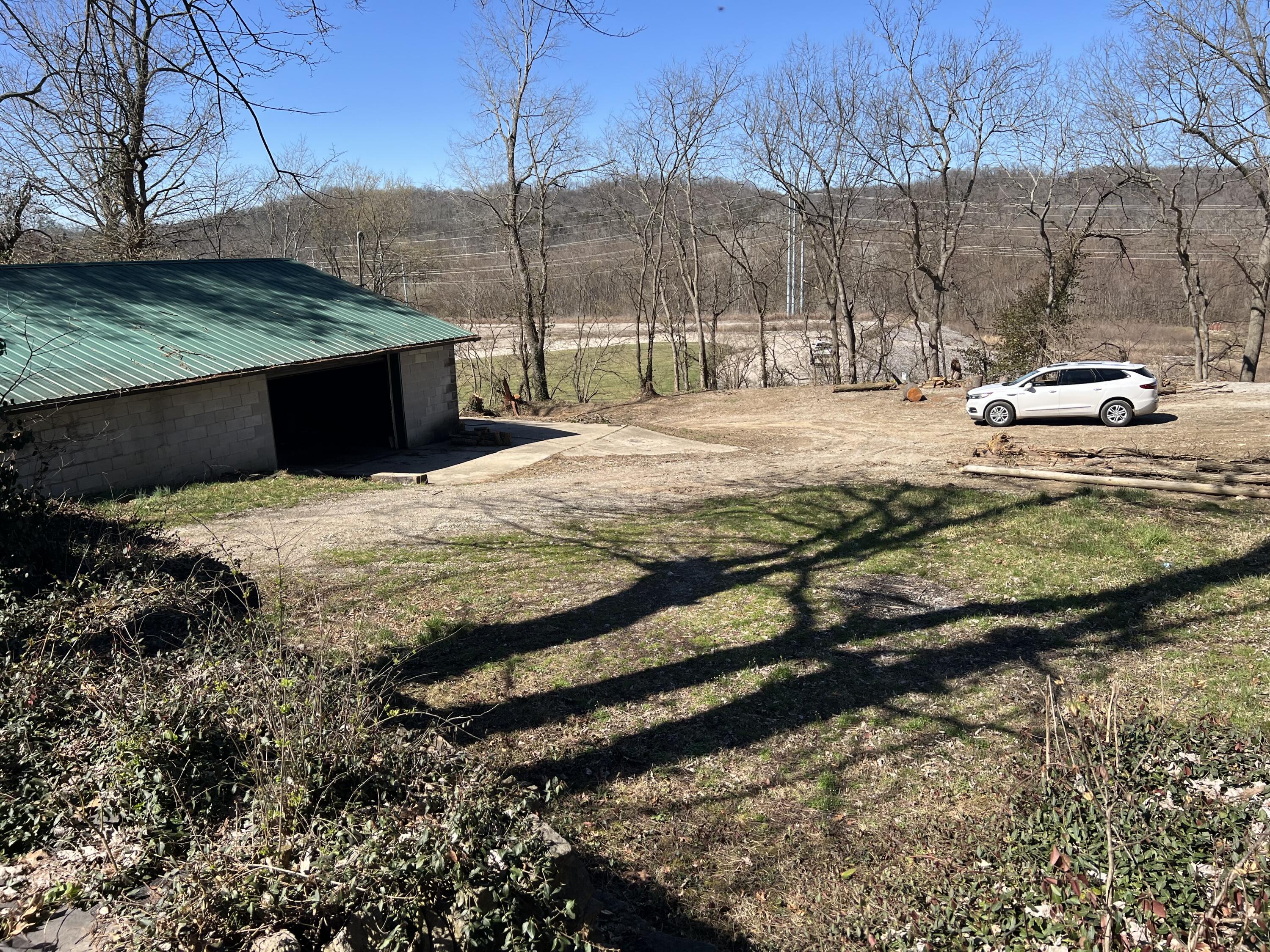 1860 Ford Road Property Photo 19