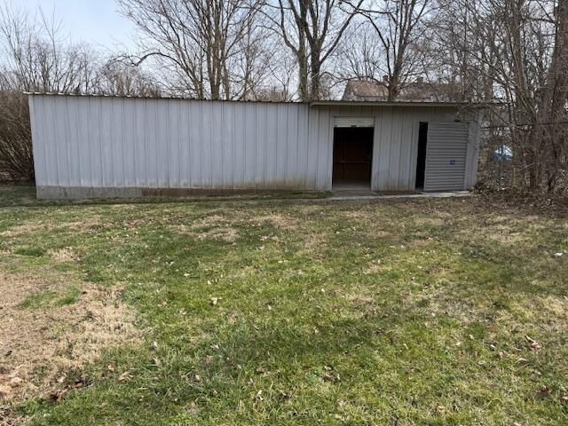 60 Farmington Property Photo 8