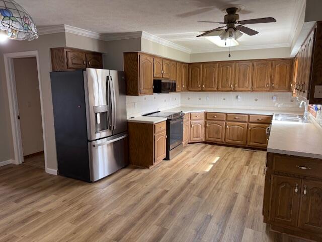 60 Farmington Property Photo 14