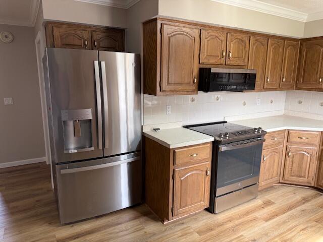 60 Farmington Property Photo 15