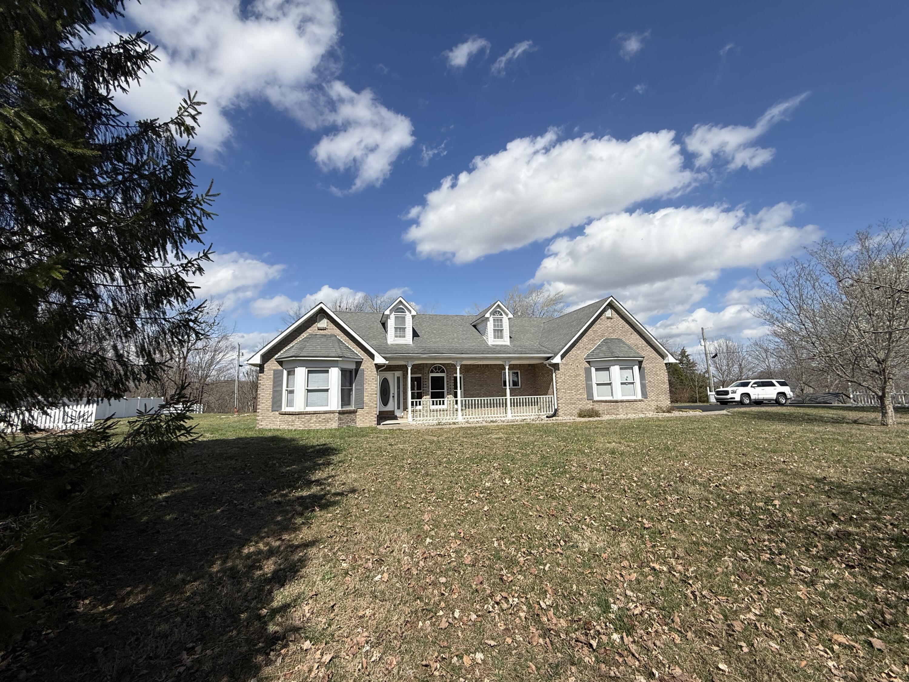 120 Ivy Drive Property Photo 1