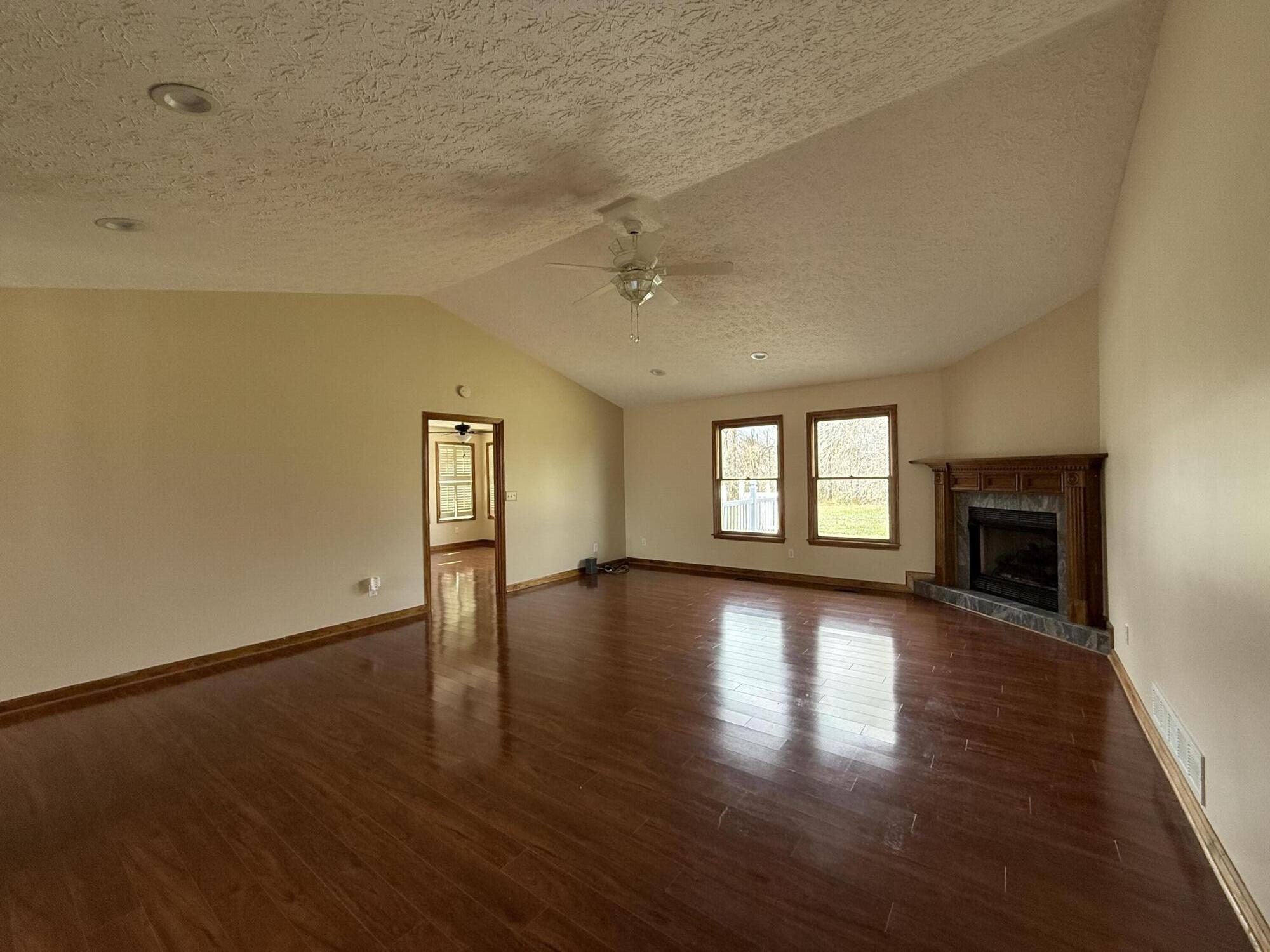 120 Ivy Drive Property Photo 7