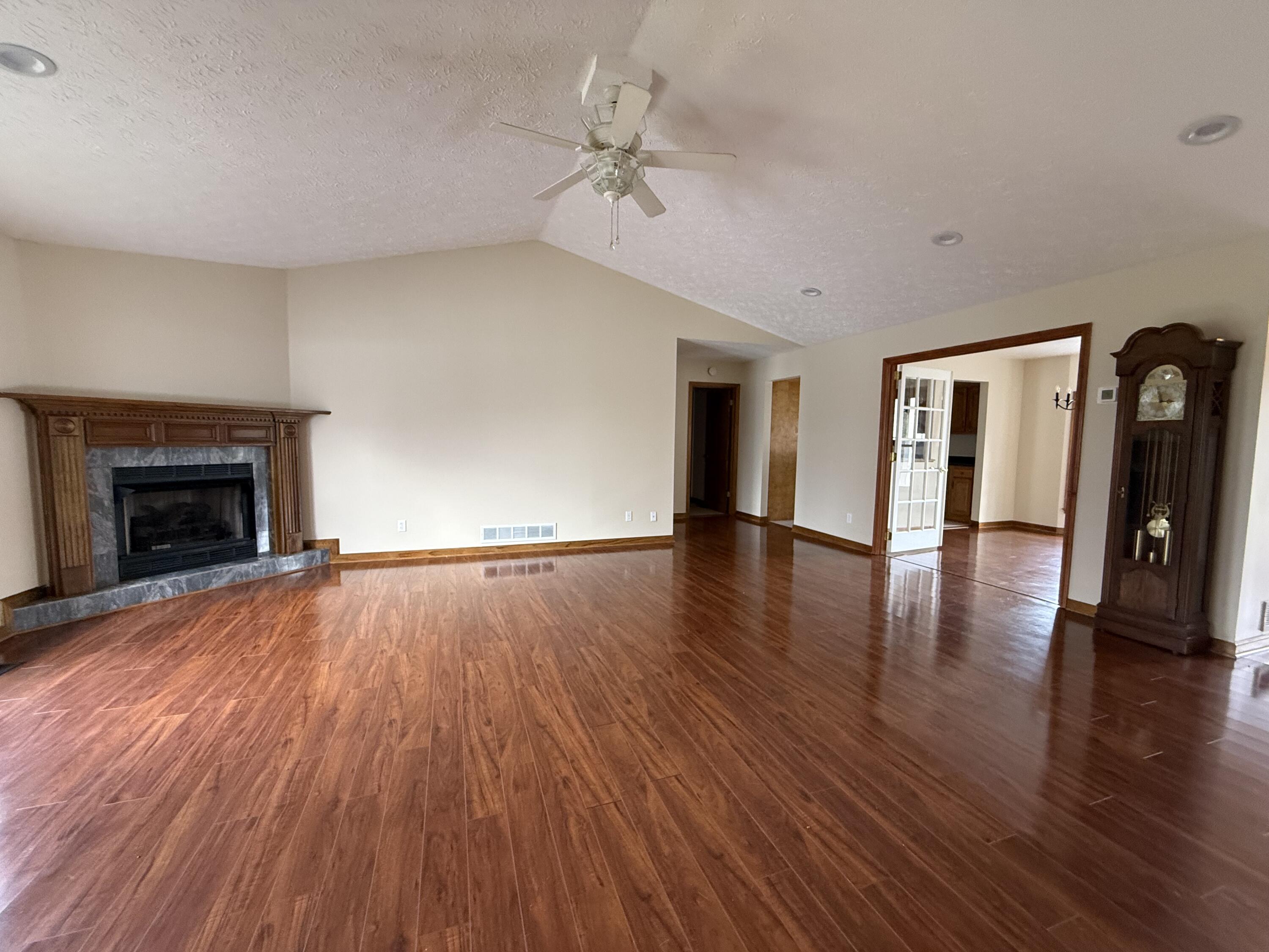 120 Ivy Drive Property Photo 8
