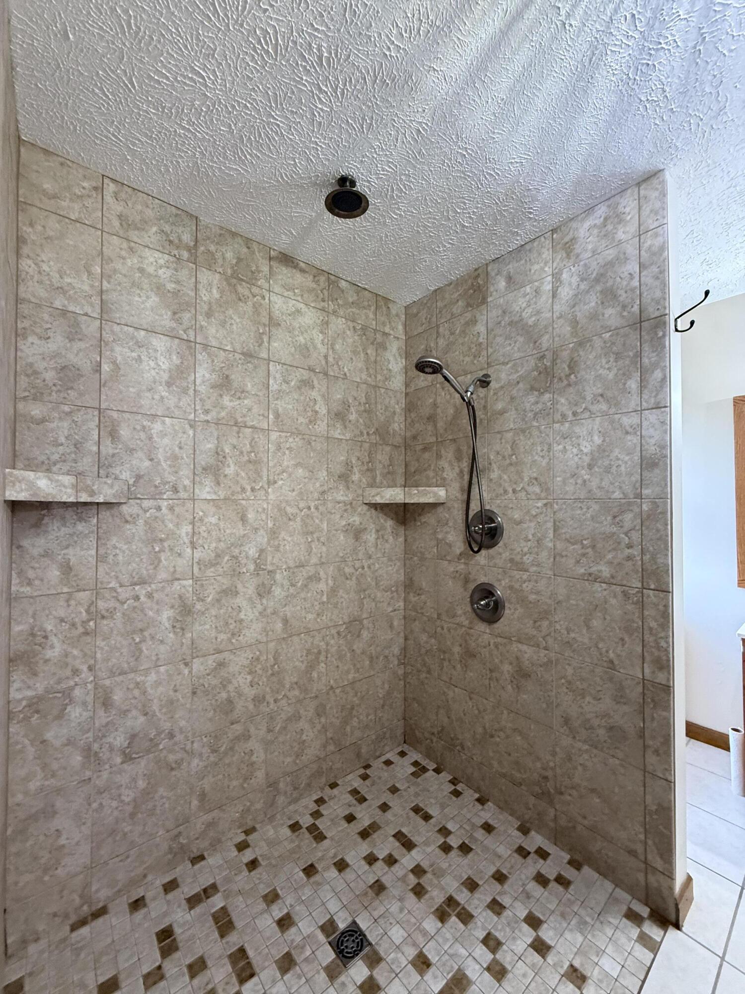 120 Ivy Drive Property Photo 21