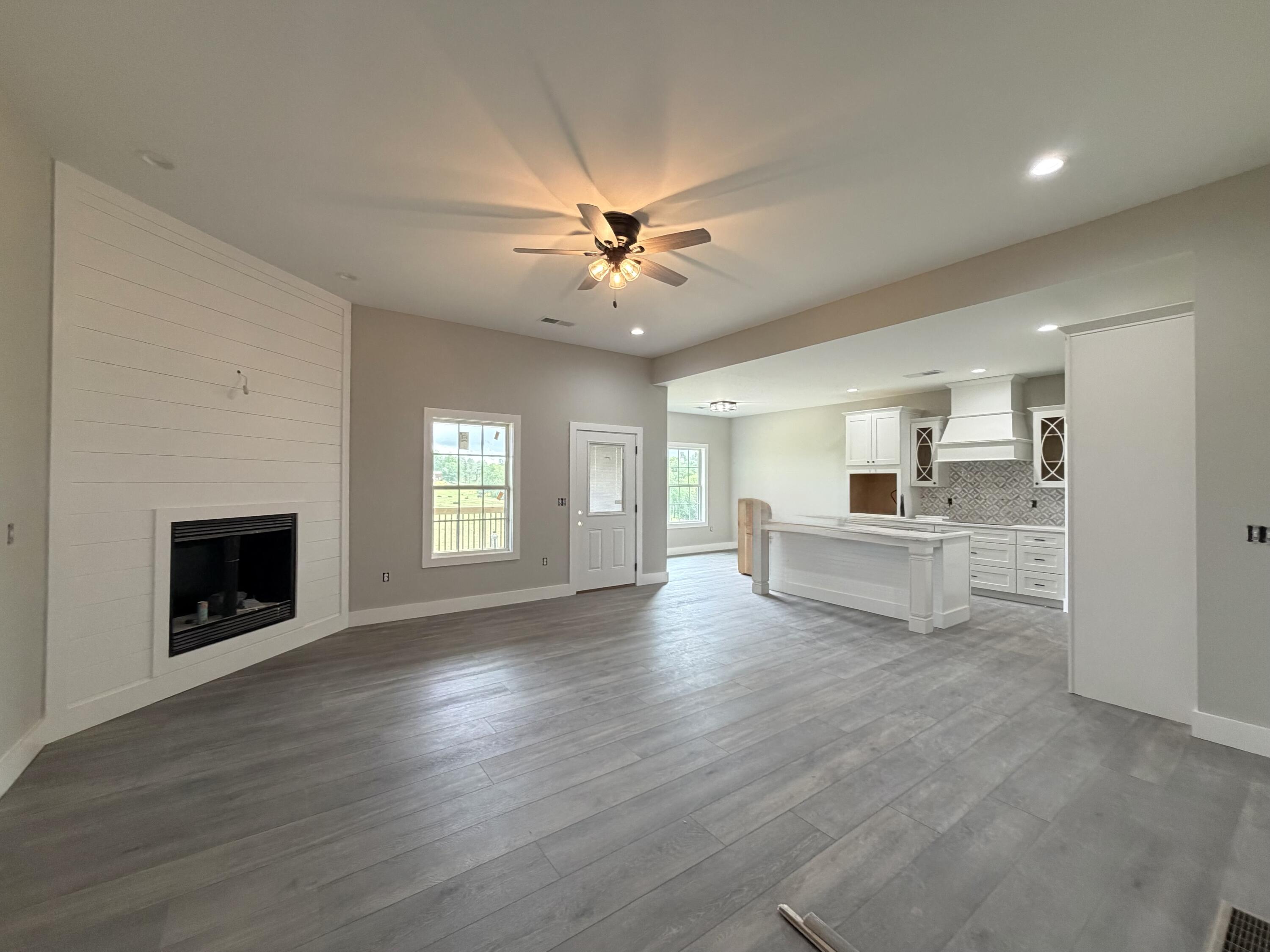 213 Carhartt Drive Property Photo 3