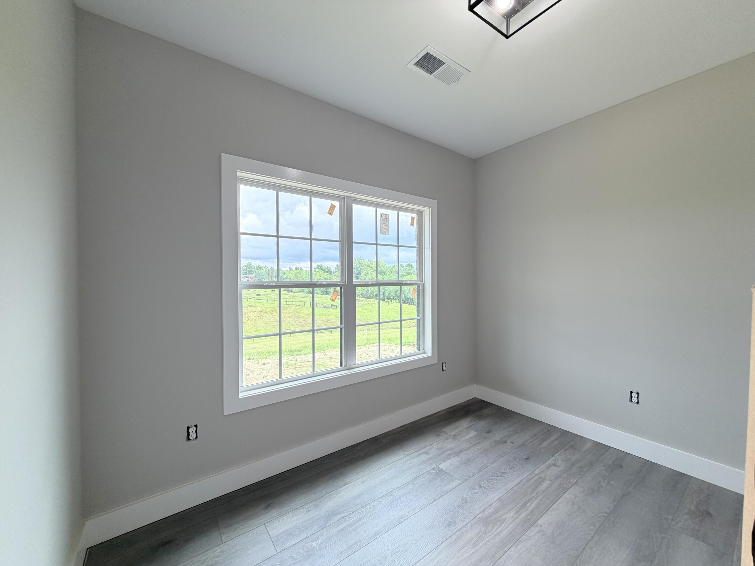 213 Carhartt Drive Property Photo 10