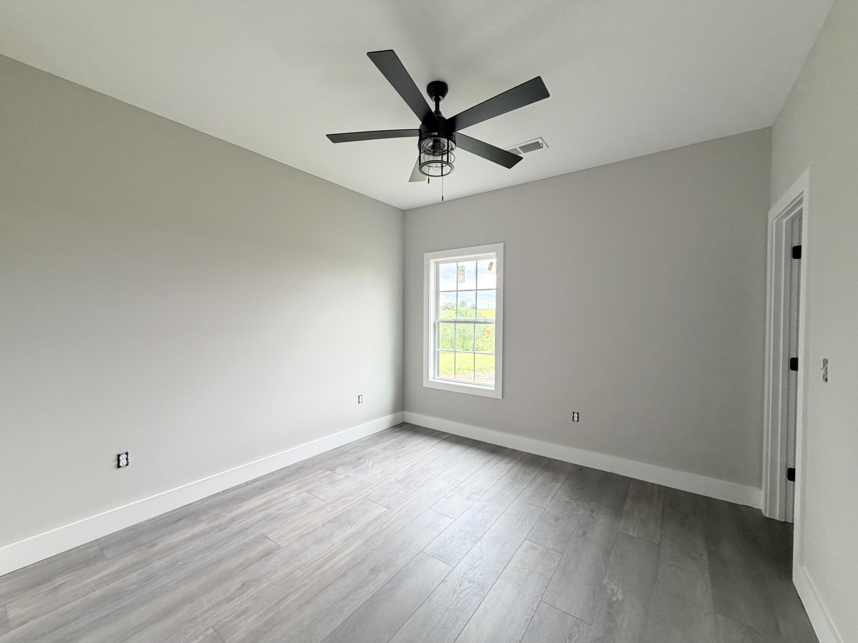 213 Carhartt Drive Property Photo 14