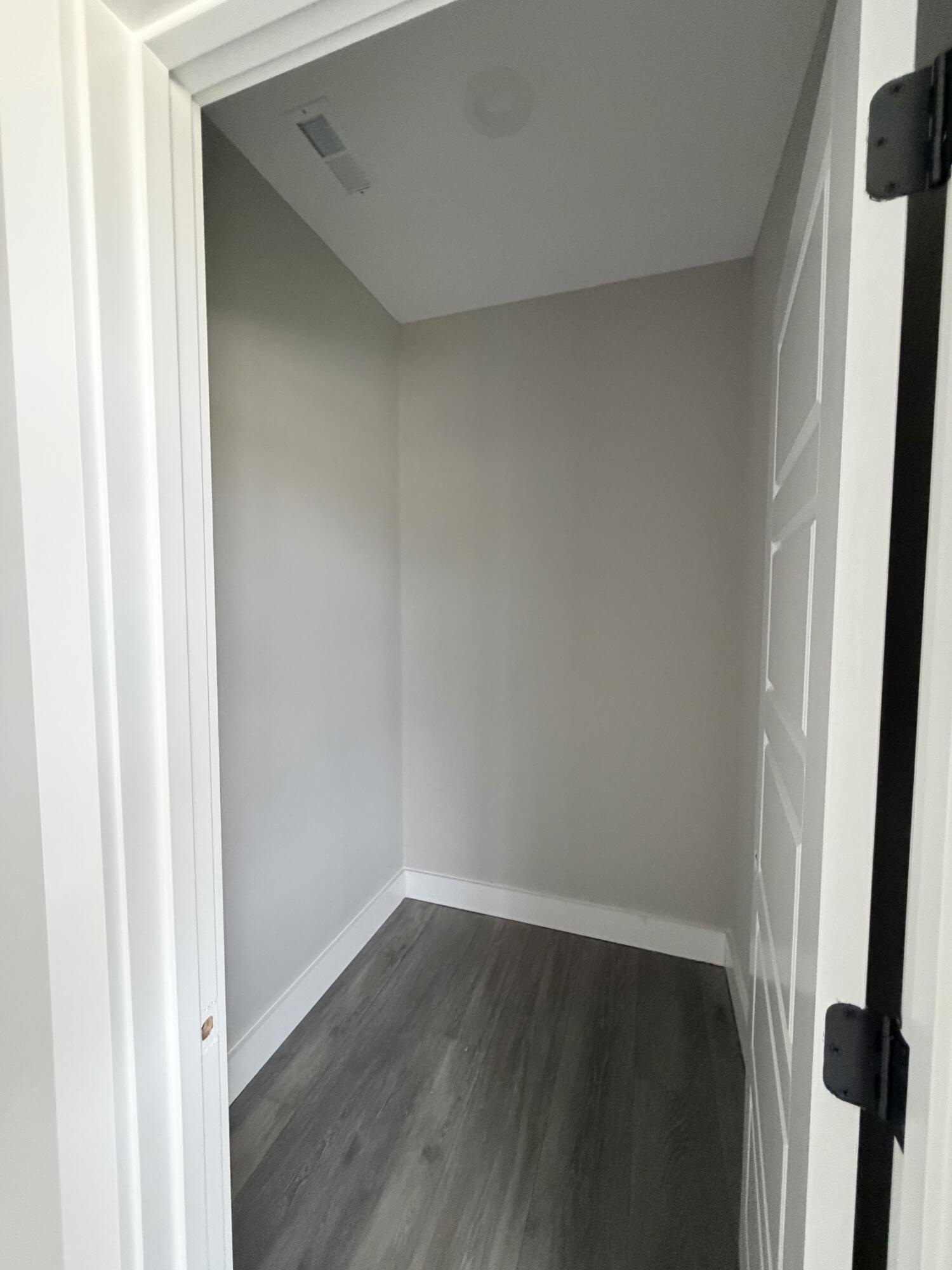 213 Carhartt Drive Property Photo 16