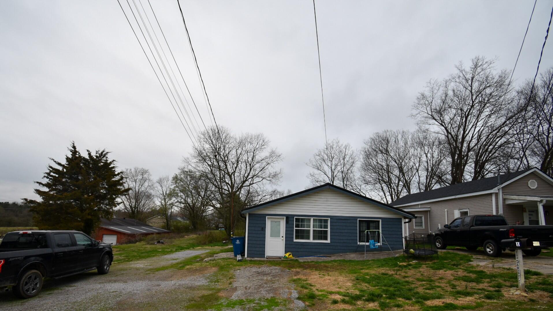 100 Darst Street Property Photo 1