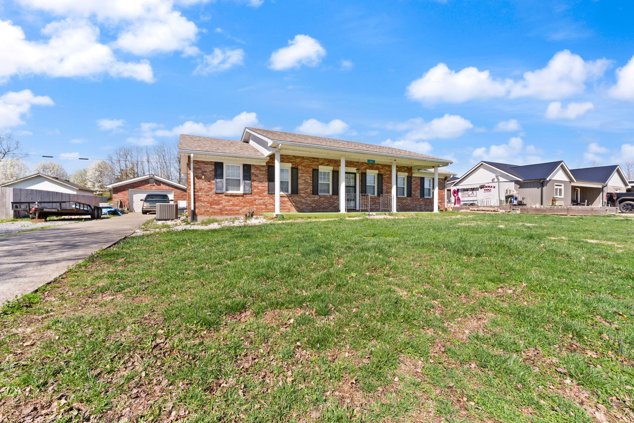 157 Estes Drive Property Photo 8