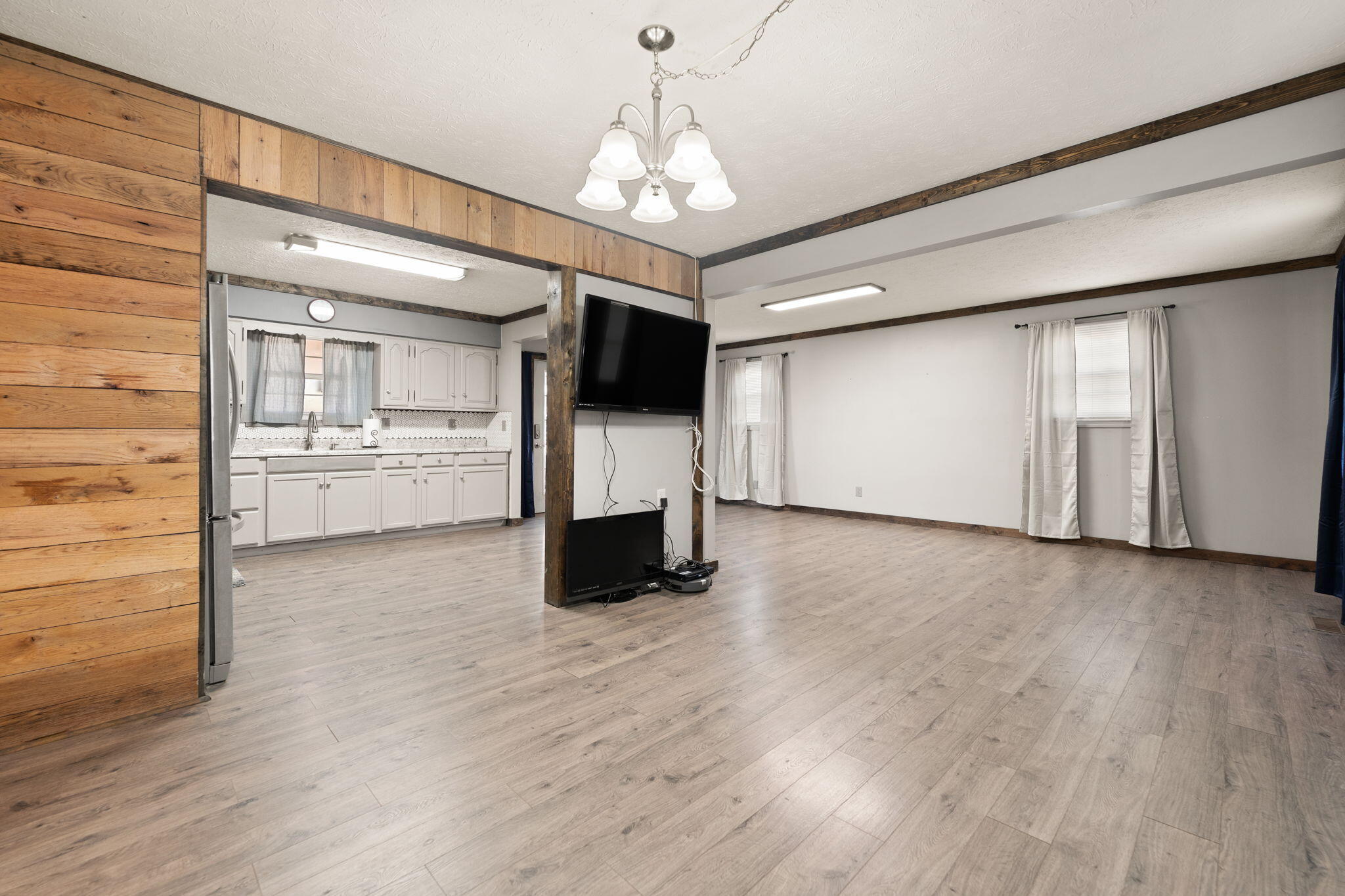 157 Estes Drive Property Photo 33