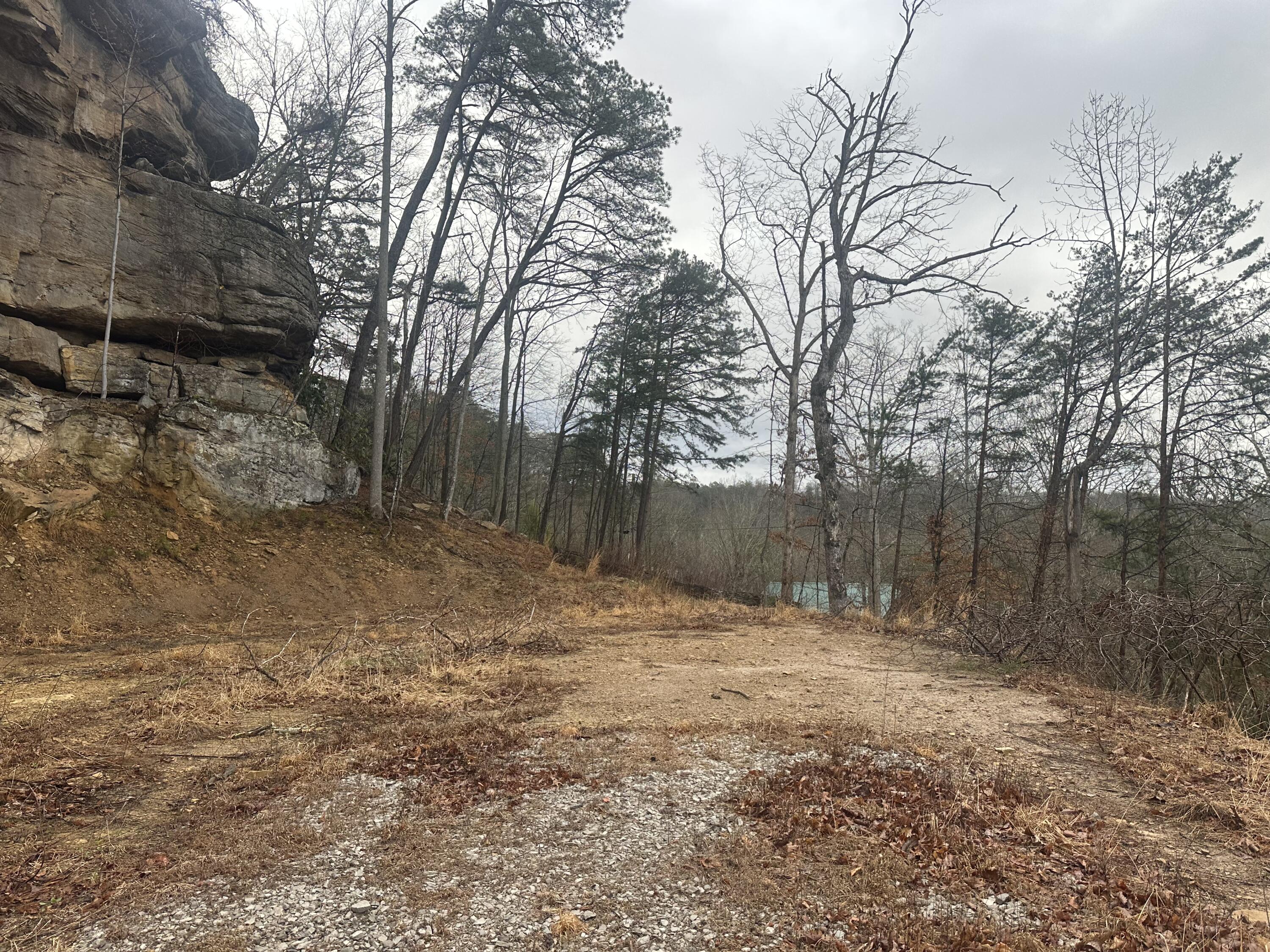 974 Cliffs Edge Road Property Photo 28
