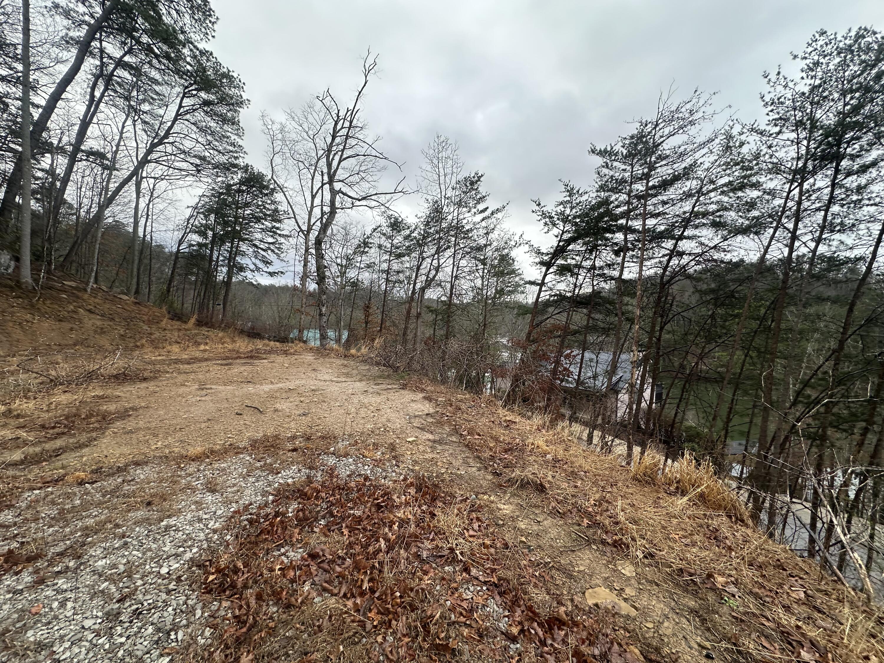 974 Cliffs Edge Road Property Photo 32