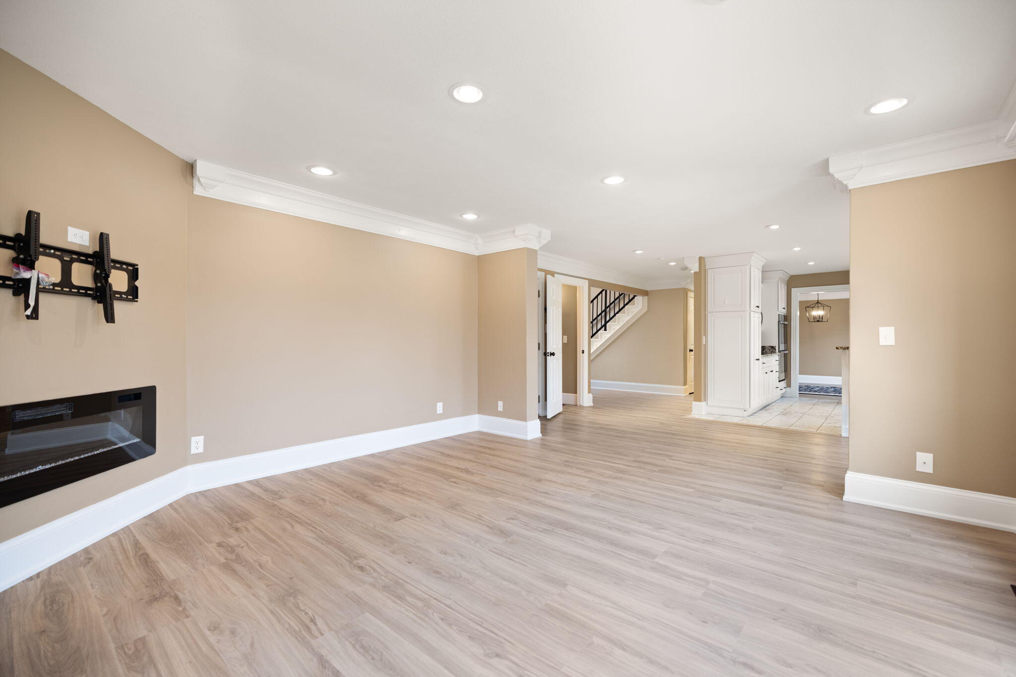 207 Lake Cliff Drive Property Photo 15