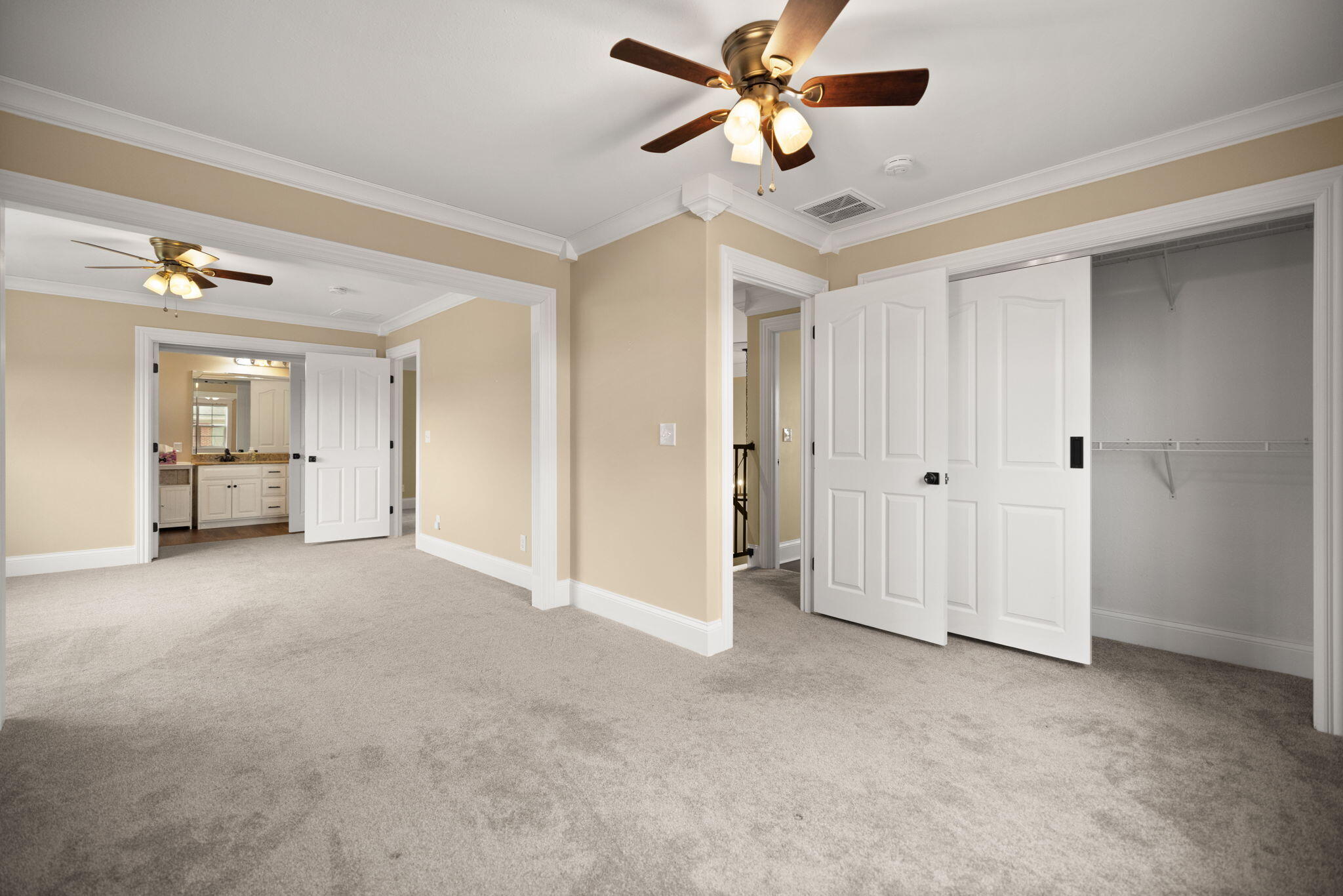 207 Lake Cliff Drive Property Photo 42