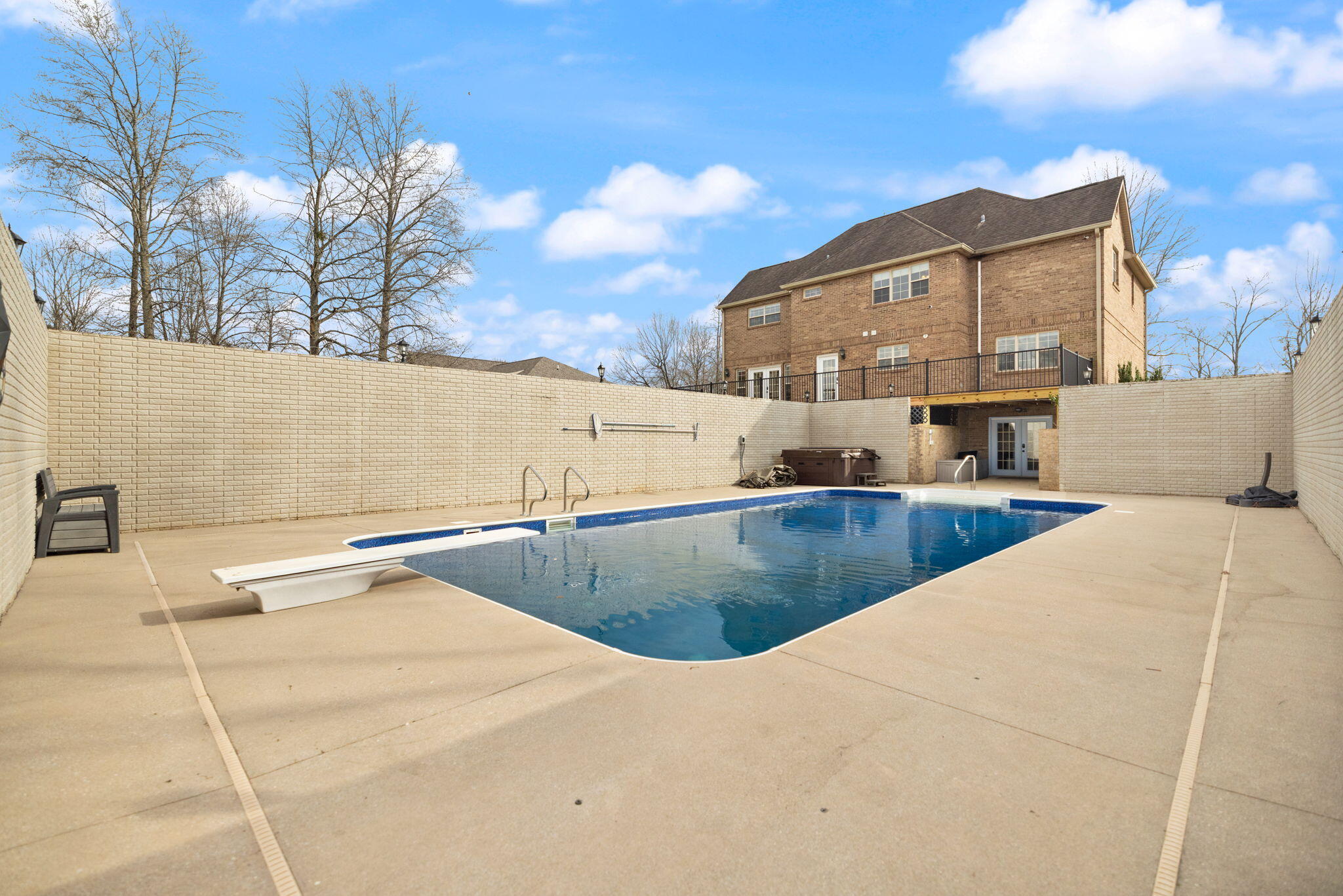 207 Lake Cliff Drive Property Photo 63