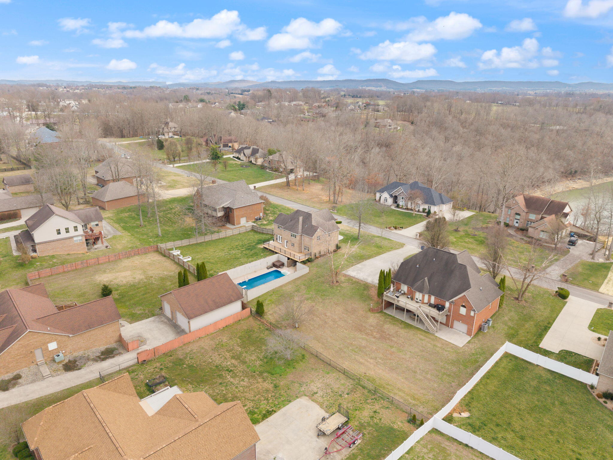 207 Lake Cliff Drive Property Photo 78