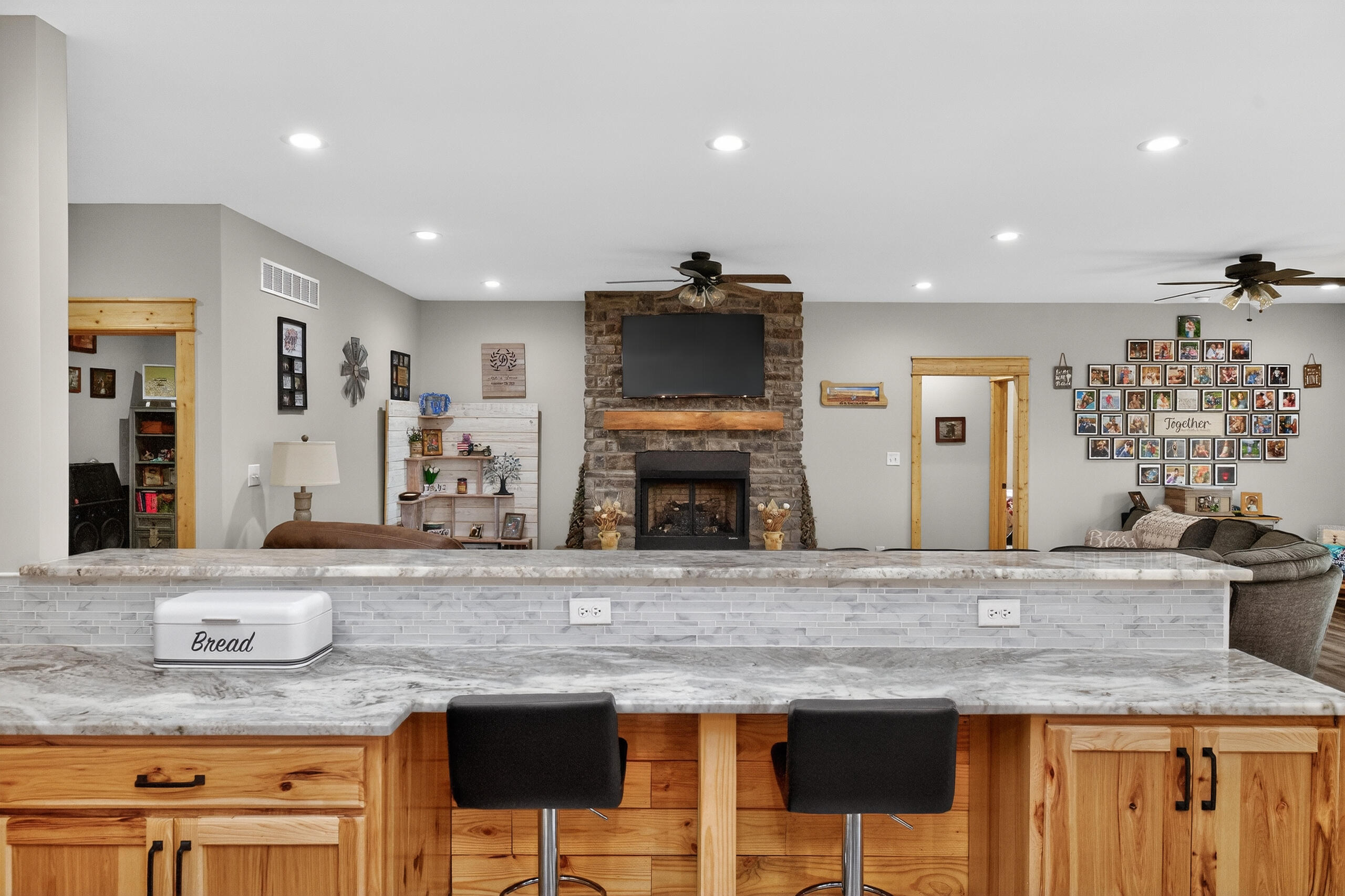 1290 Johnson Road Property Photo 16
