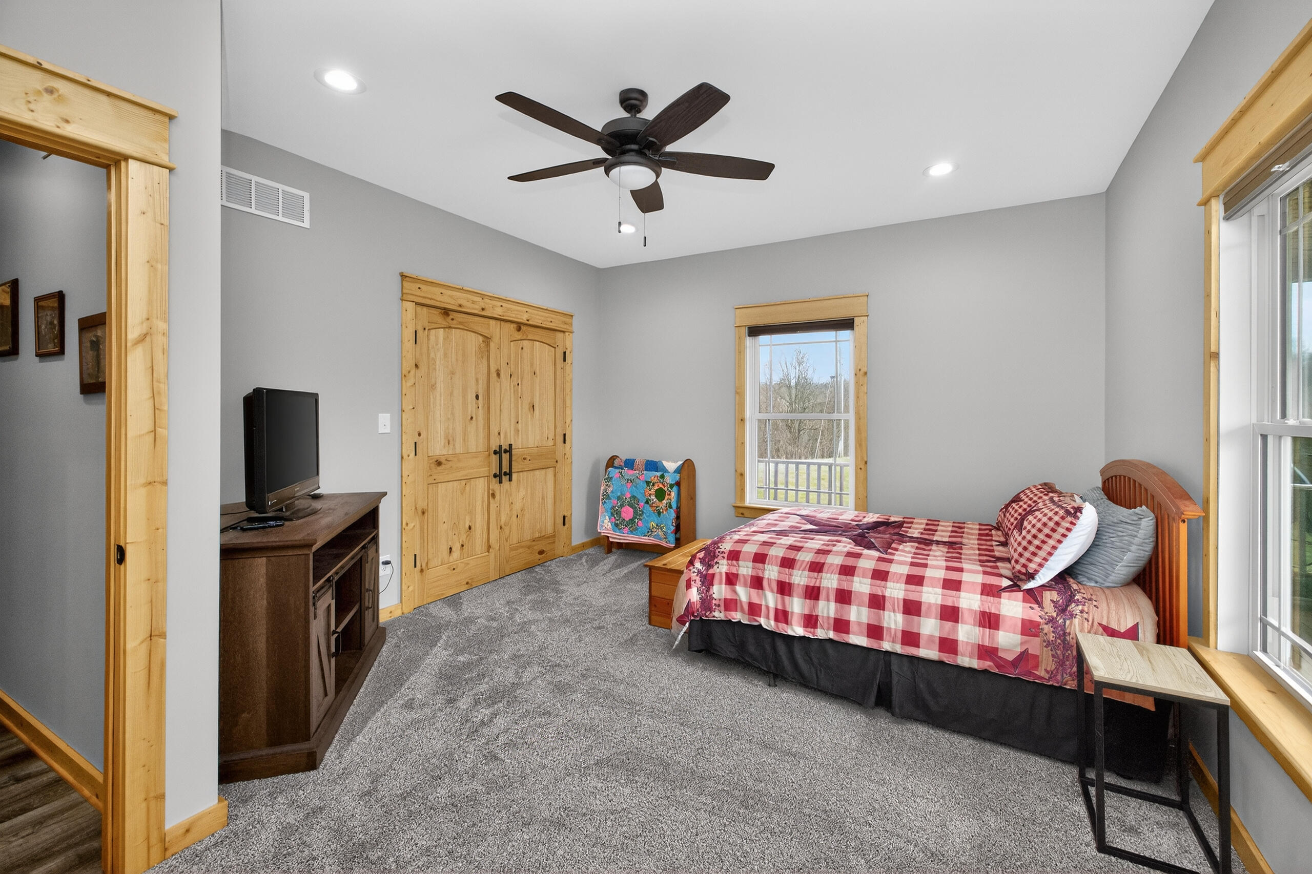 1290 Johnson Road Property Photo 23
