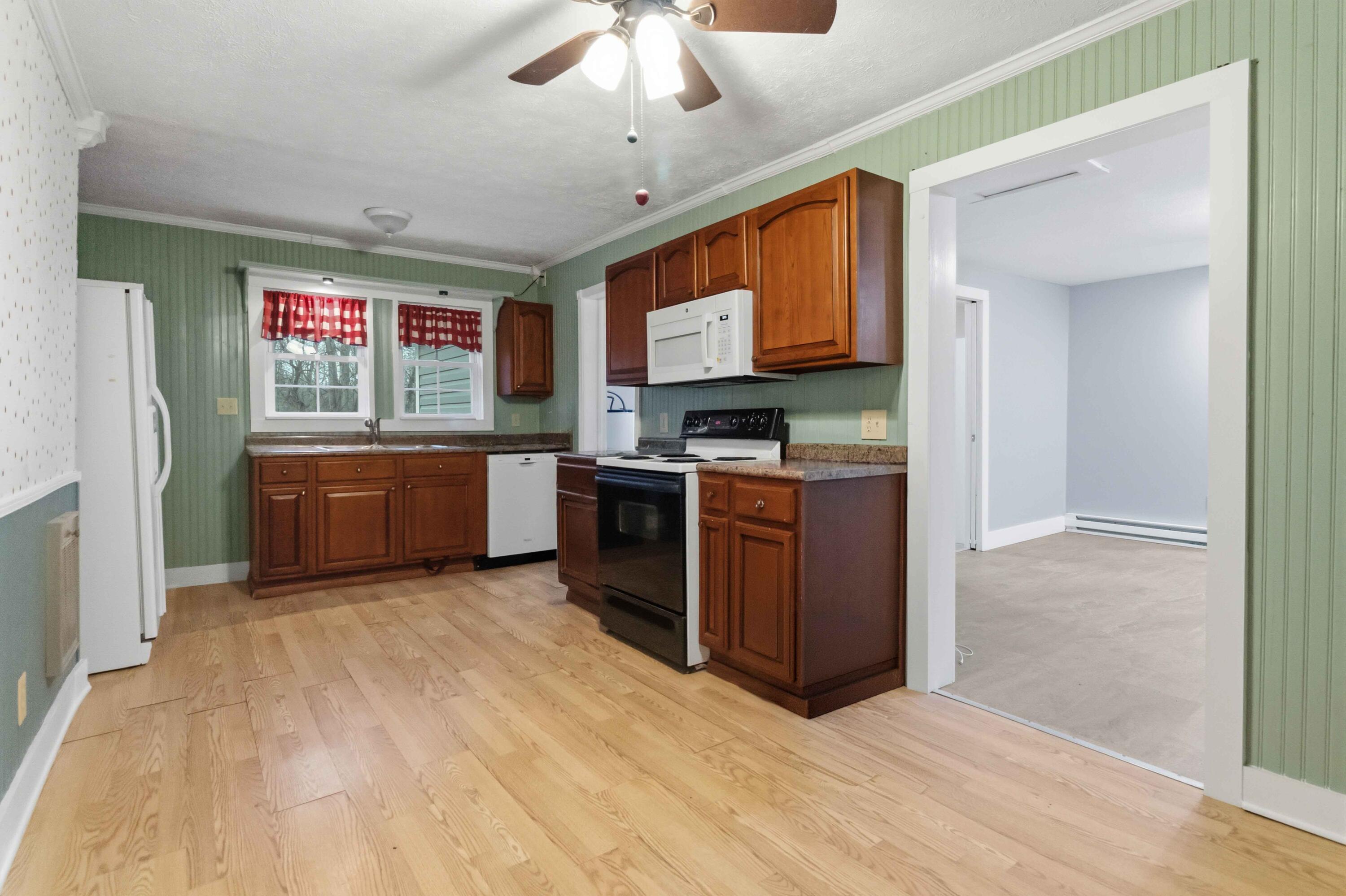 536 State Highway 1651 Property Photo 10