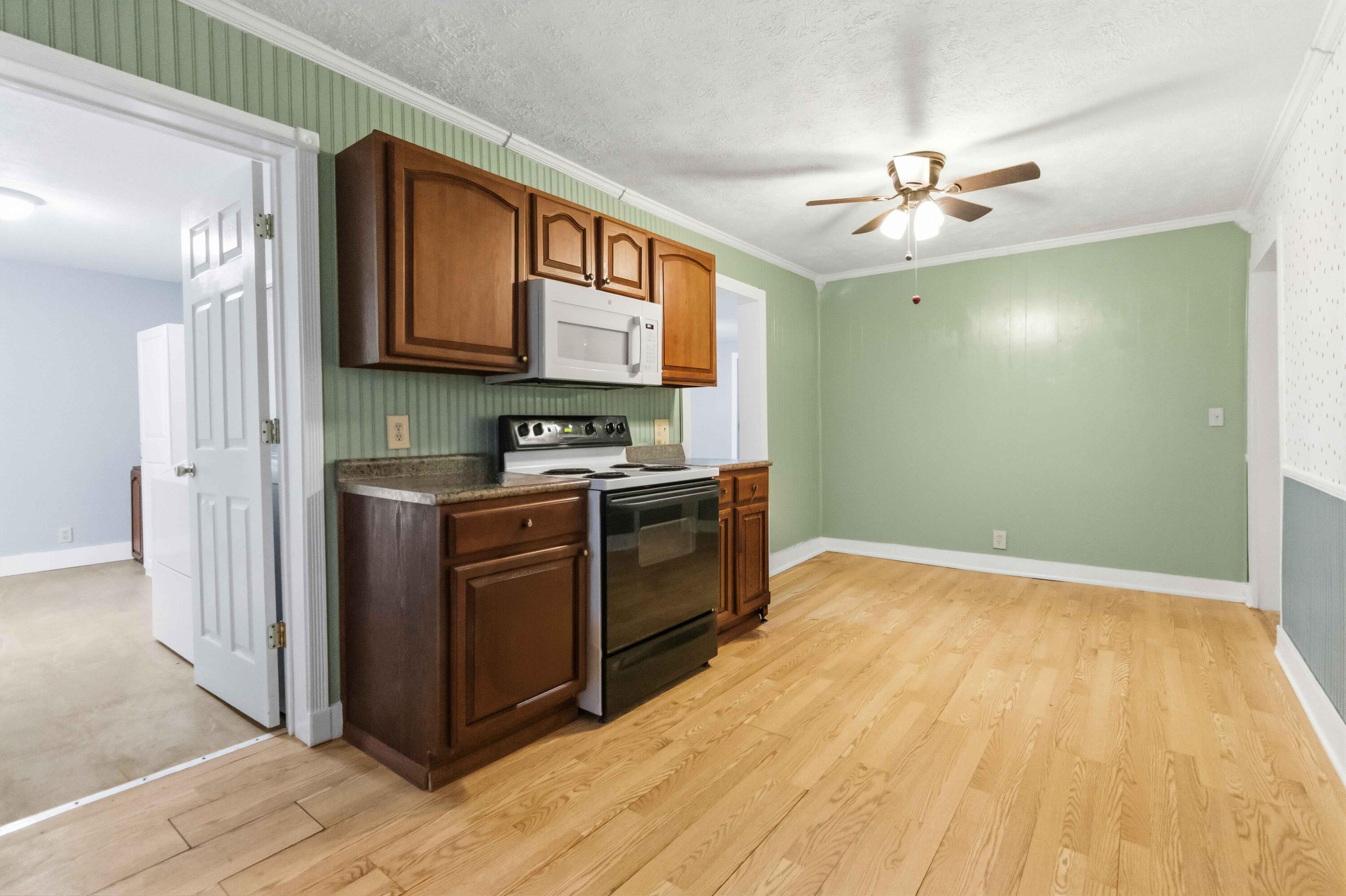 536 State Highway 1651 Property Photo 12