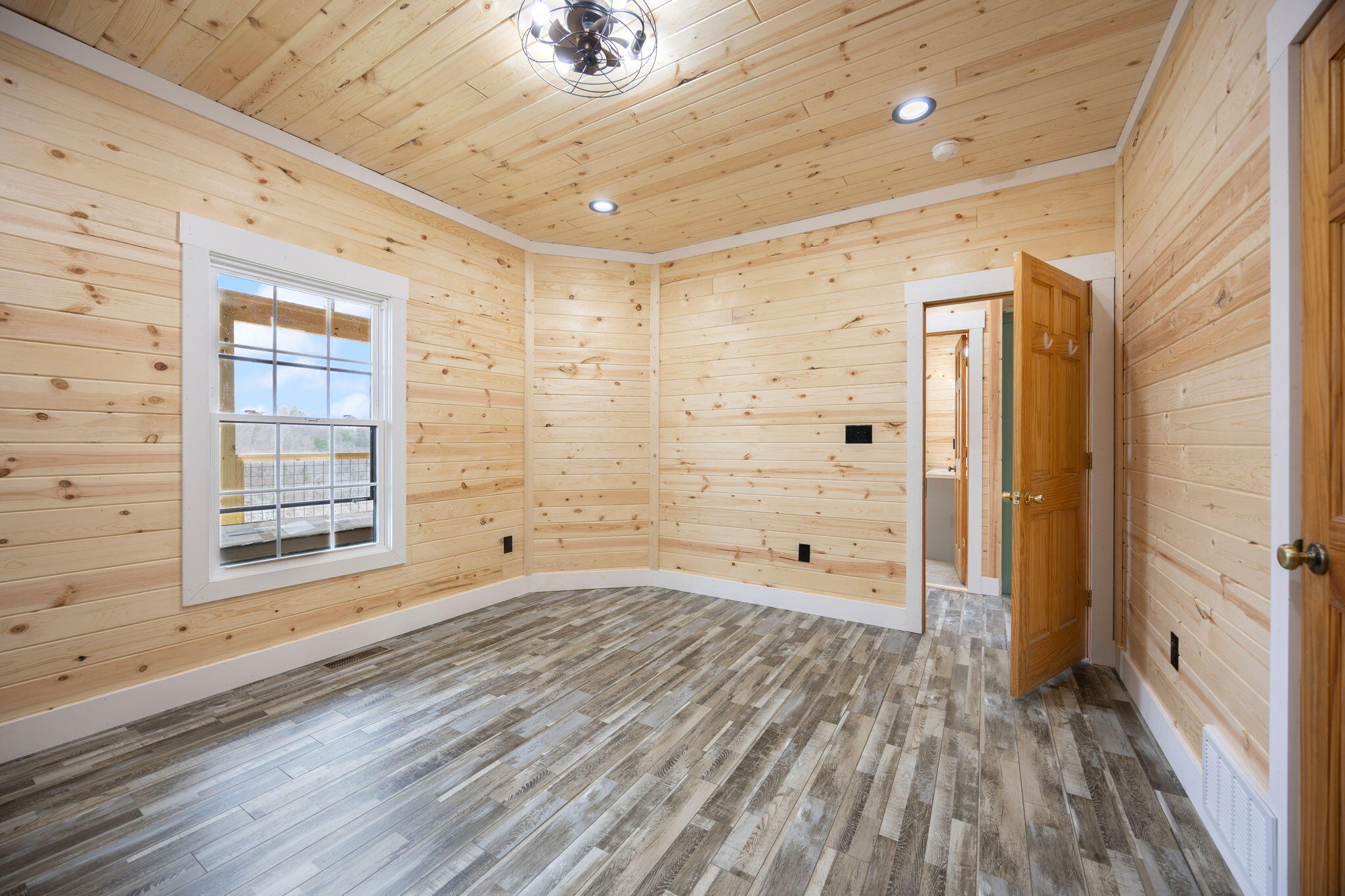 433 Woodlands Way Property Photo 15