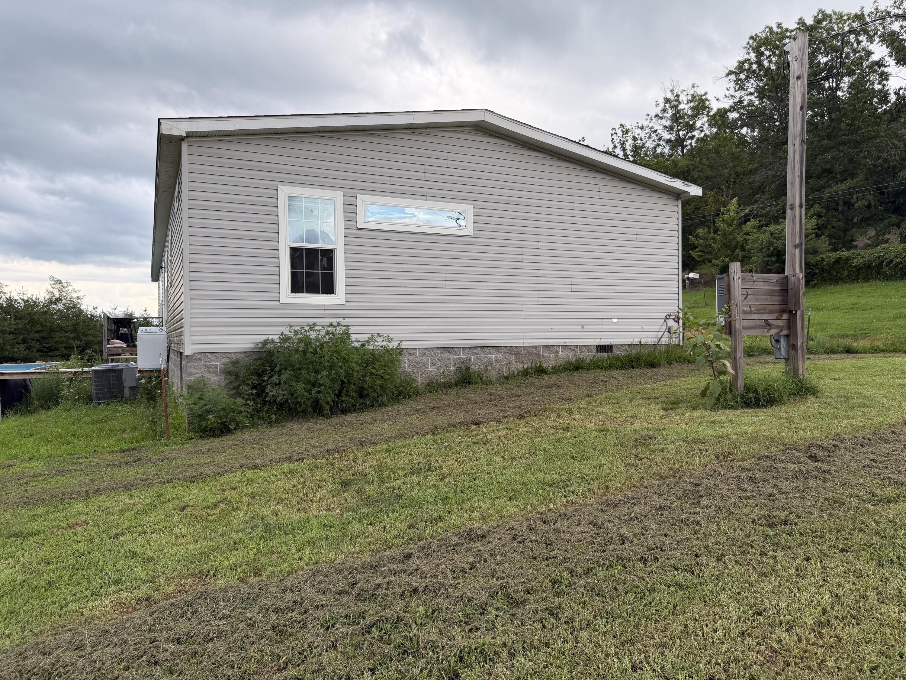 2347 Dreyfus Road Property Photo 4