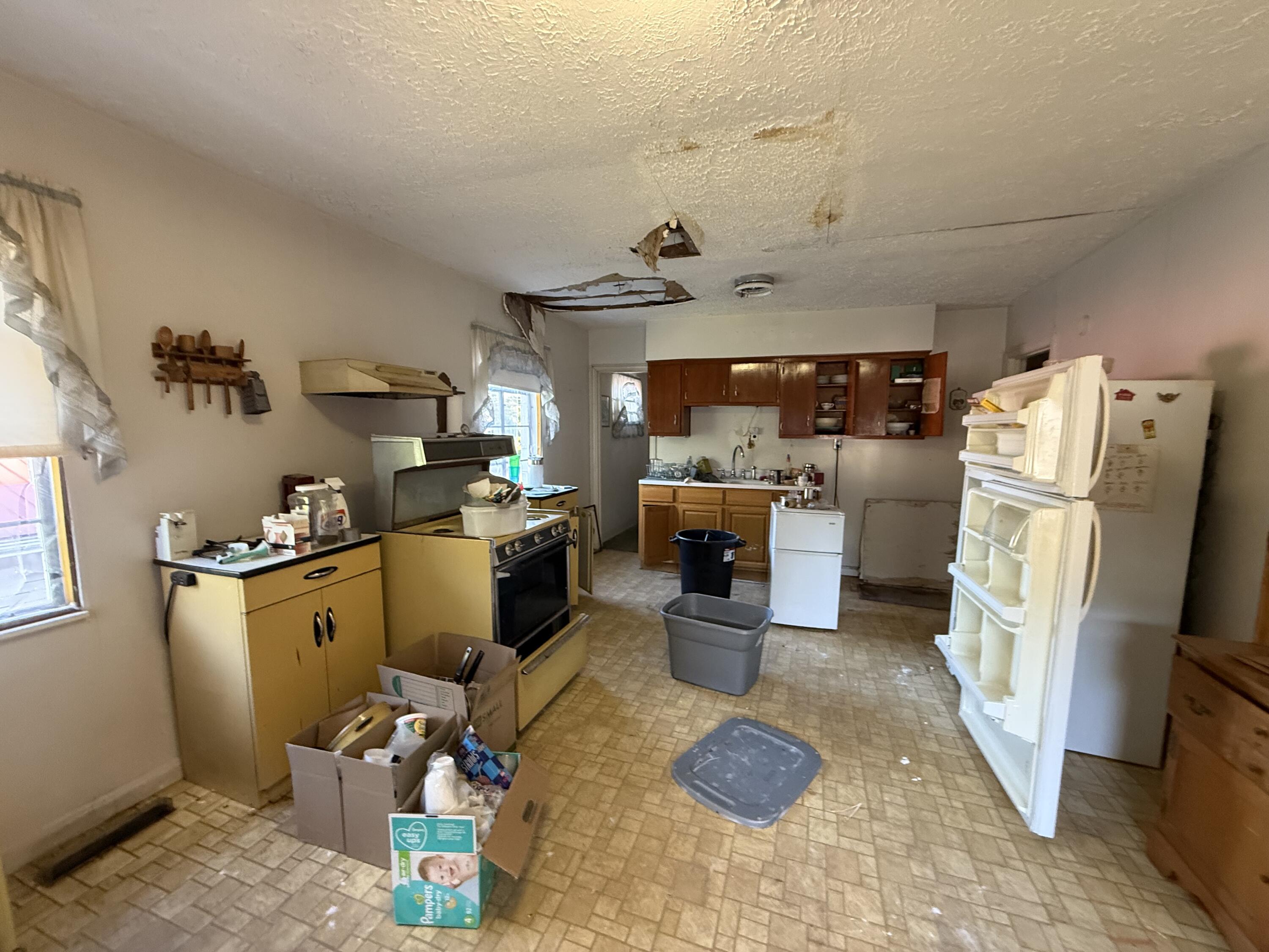 904 W 5th Street Property Photo 14