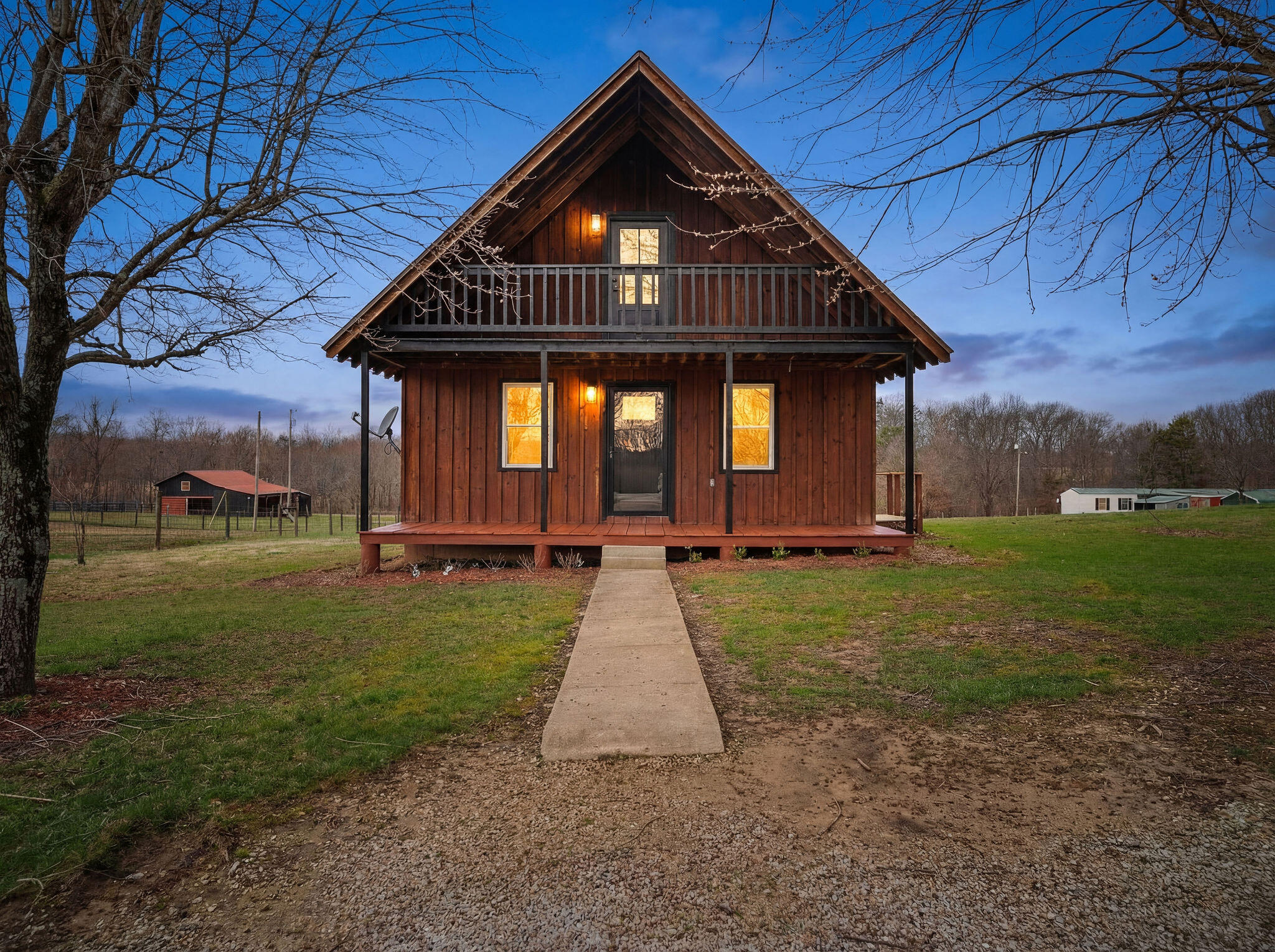800 Pine Hill Road Property Photo 1