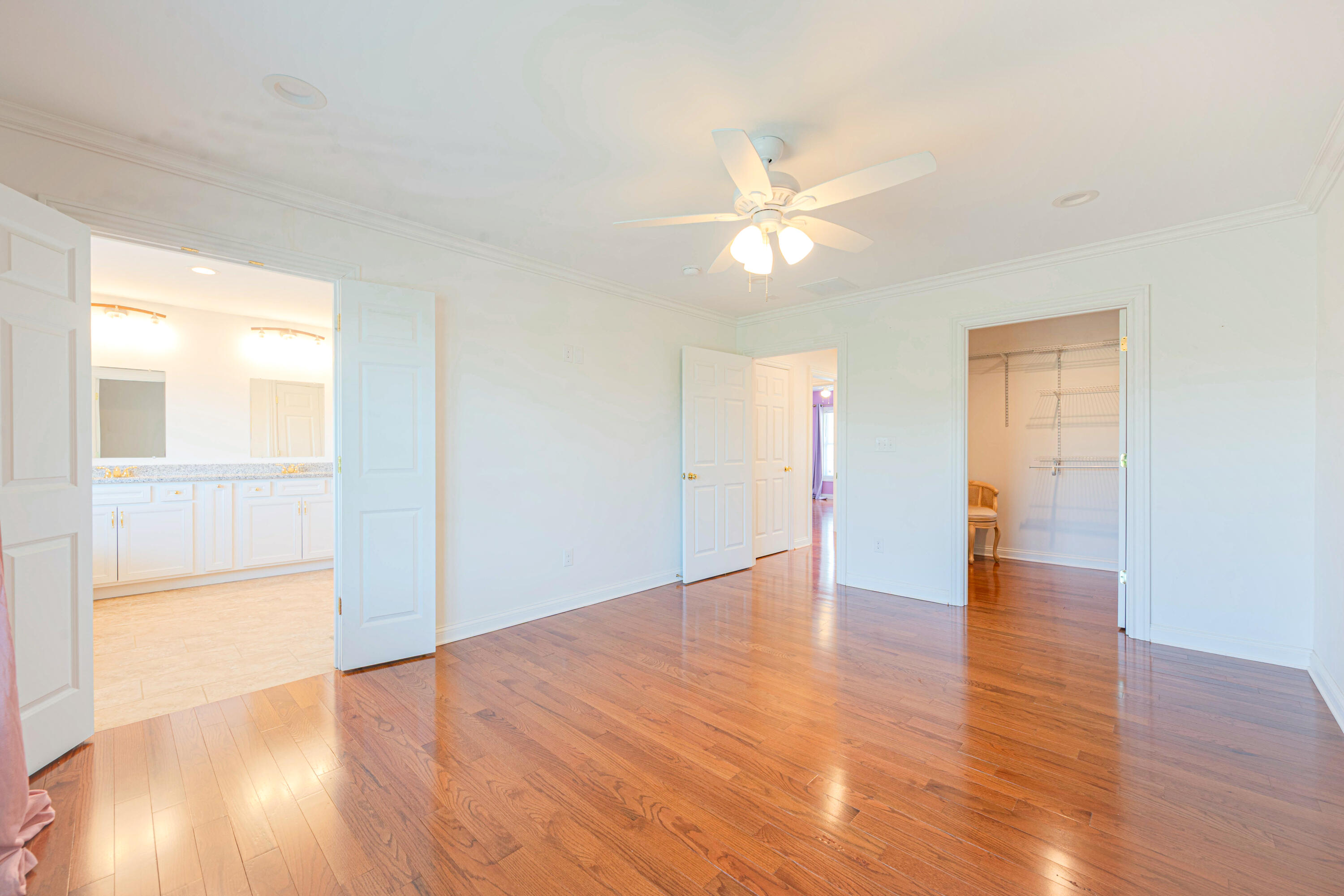 300 Squires Way Property Photo 24
