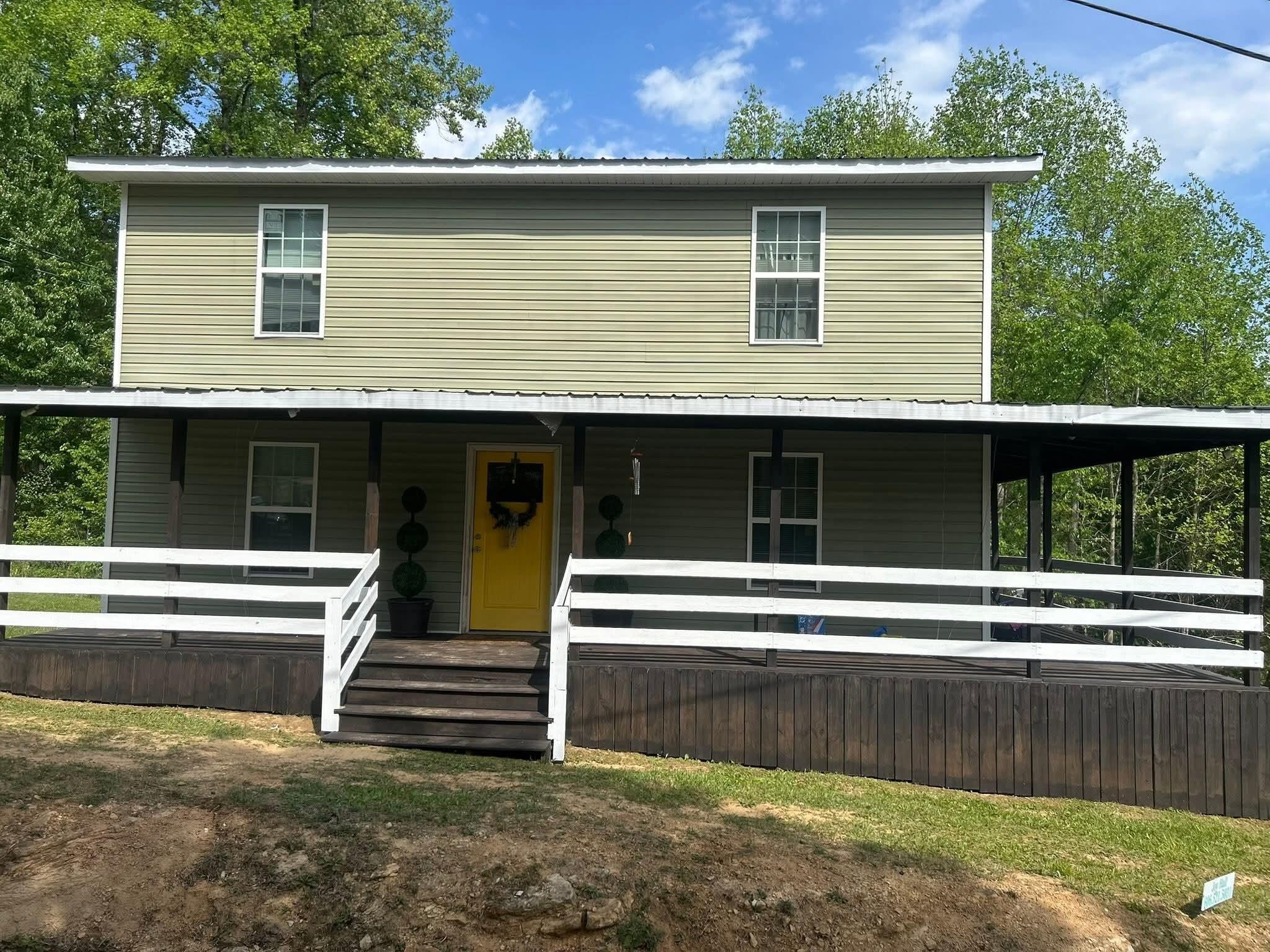 305 Poplar Hollow Road Property Photo 2