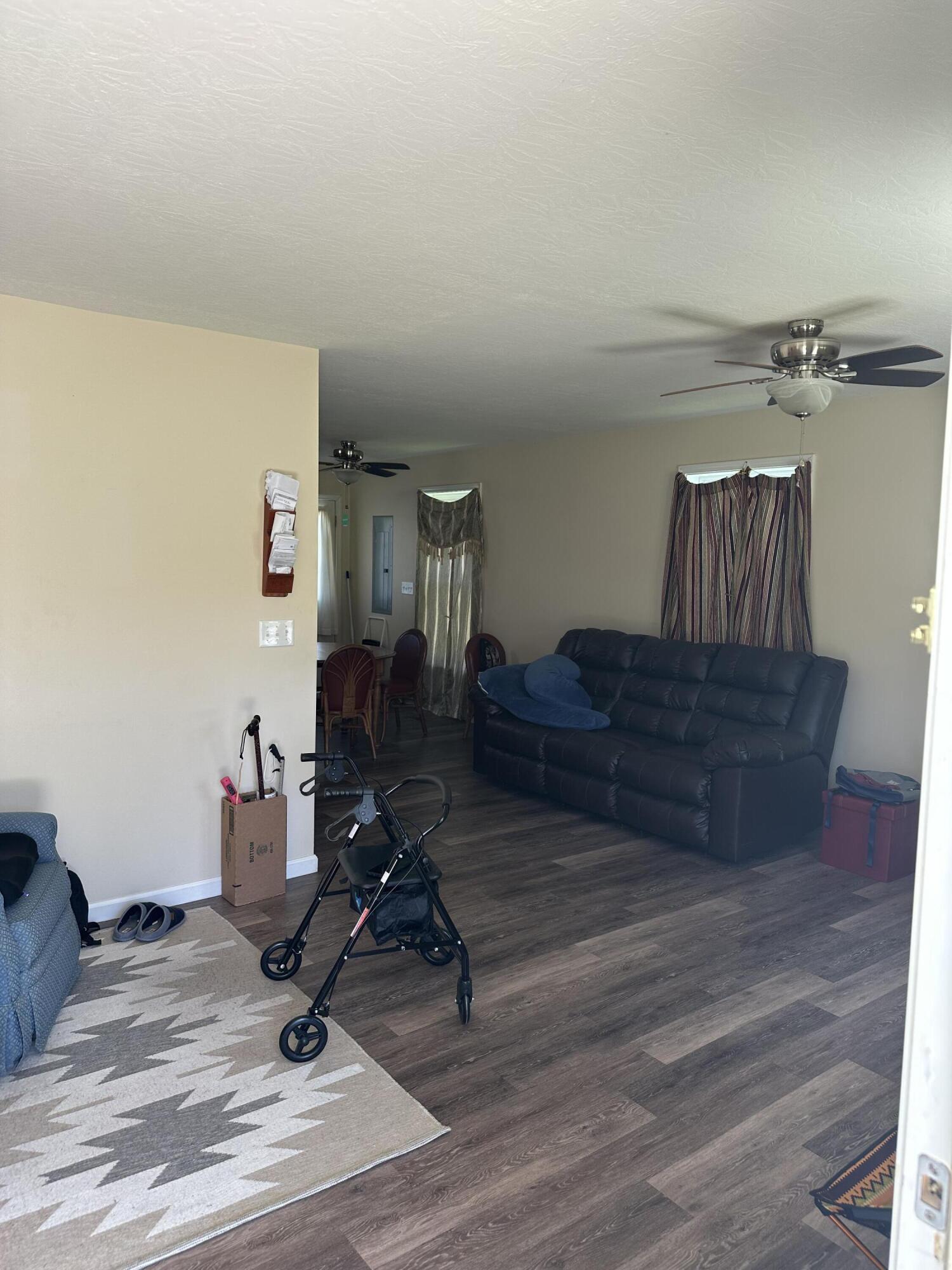 372 Rolling Acres Drive Property Photo 13