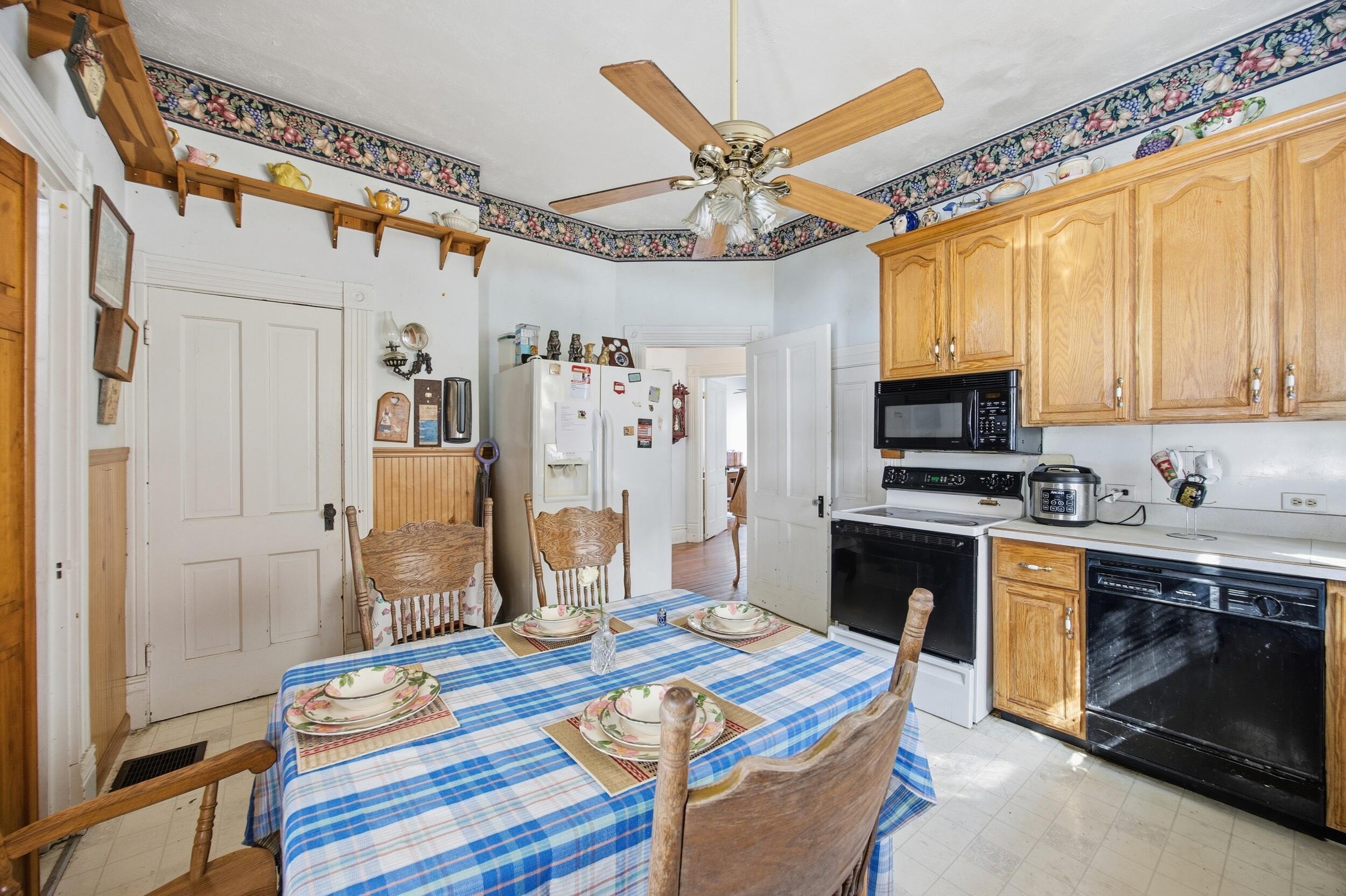 31 15th Street Property Photo 9
