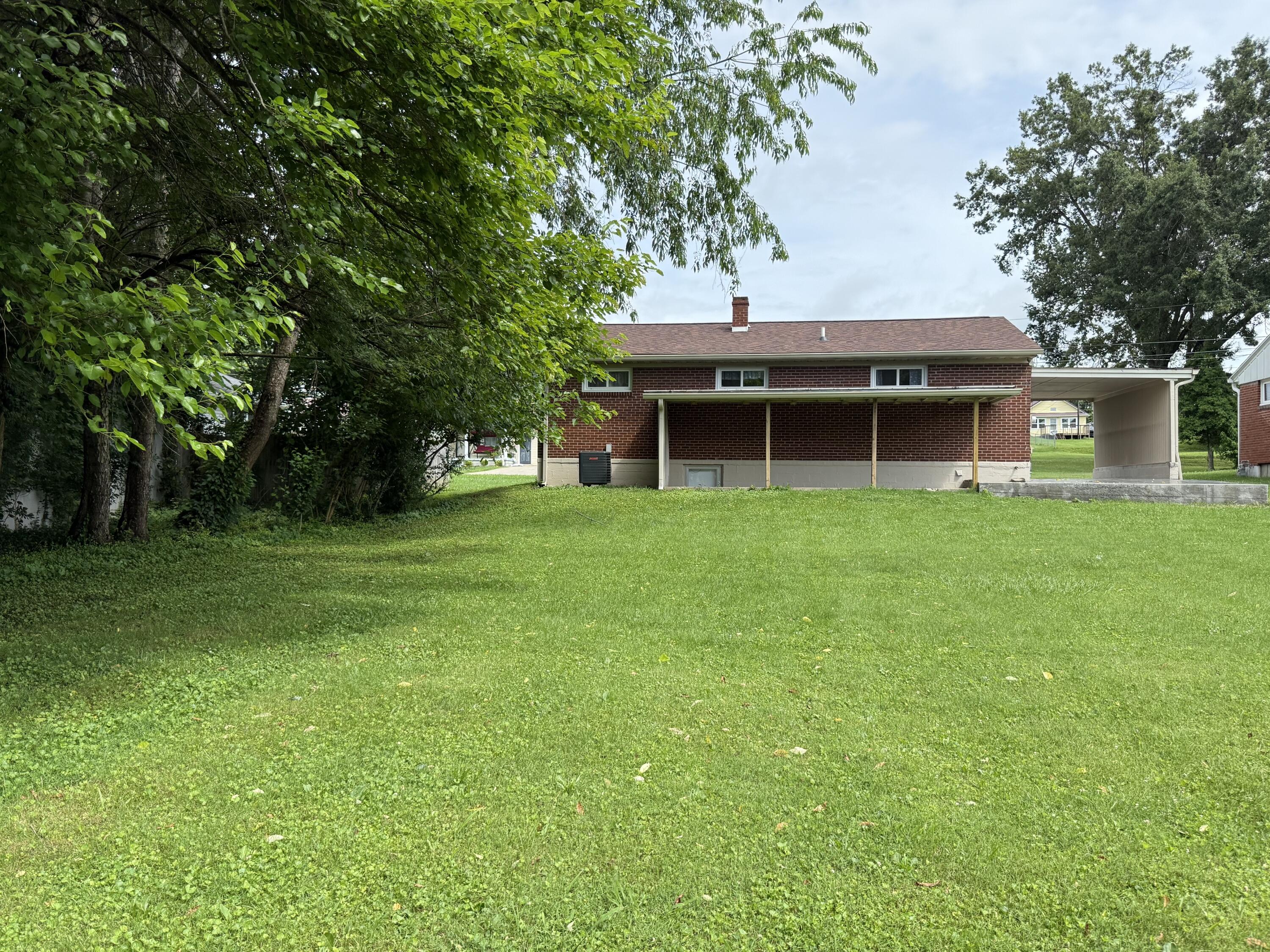 105 Kentucky Avenue Property Photo 2