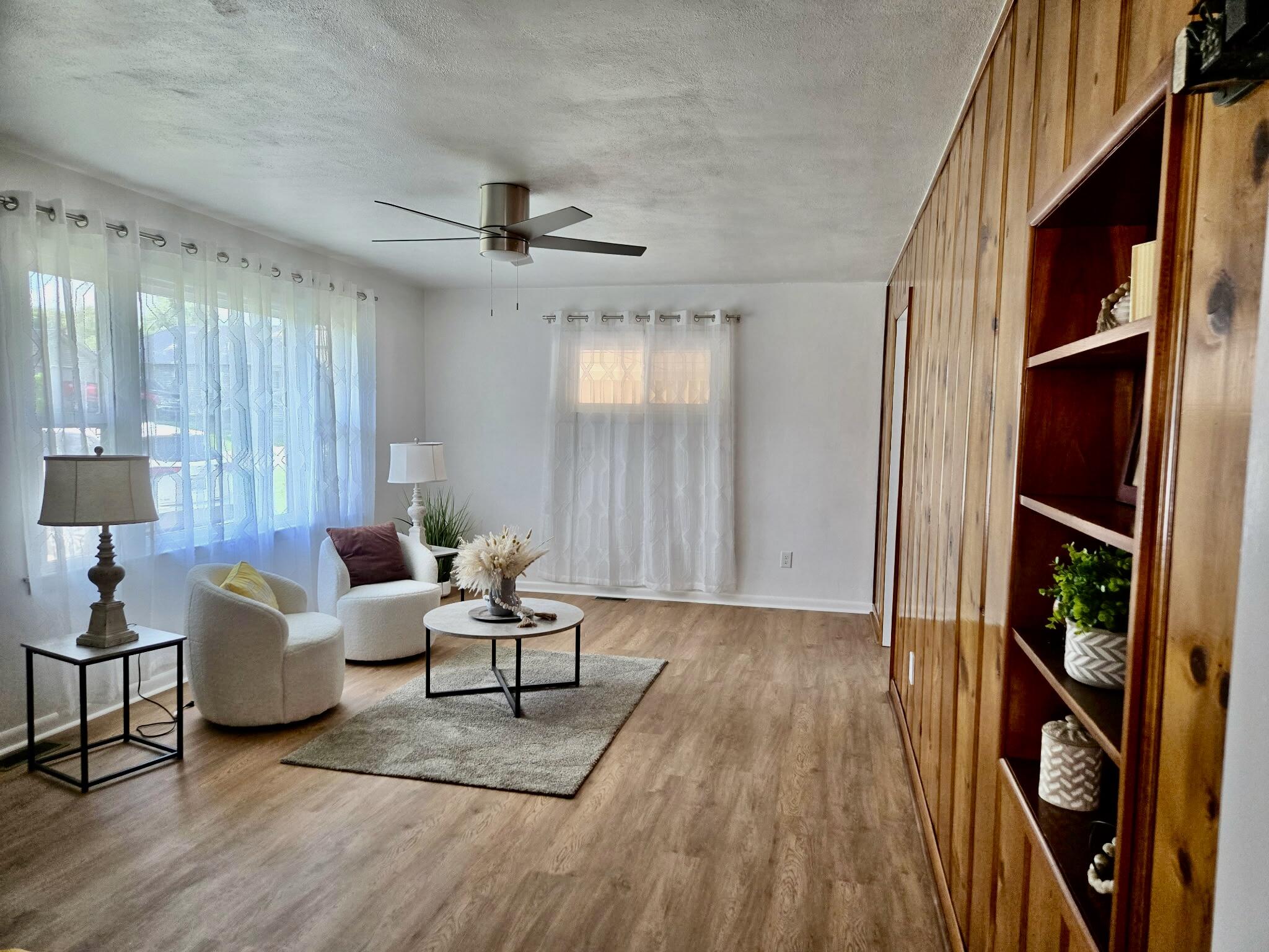 105 Kentucky Avenue Property Photo 3