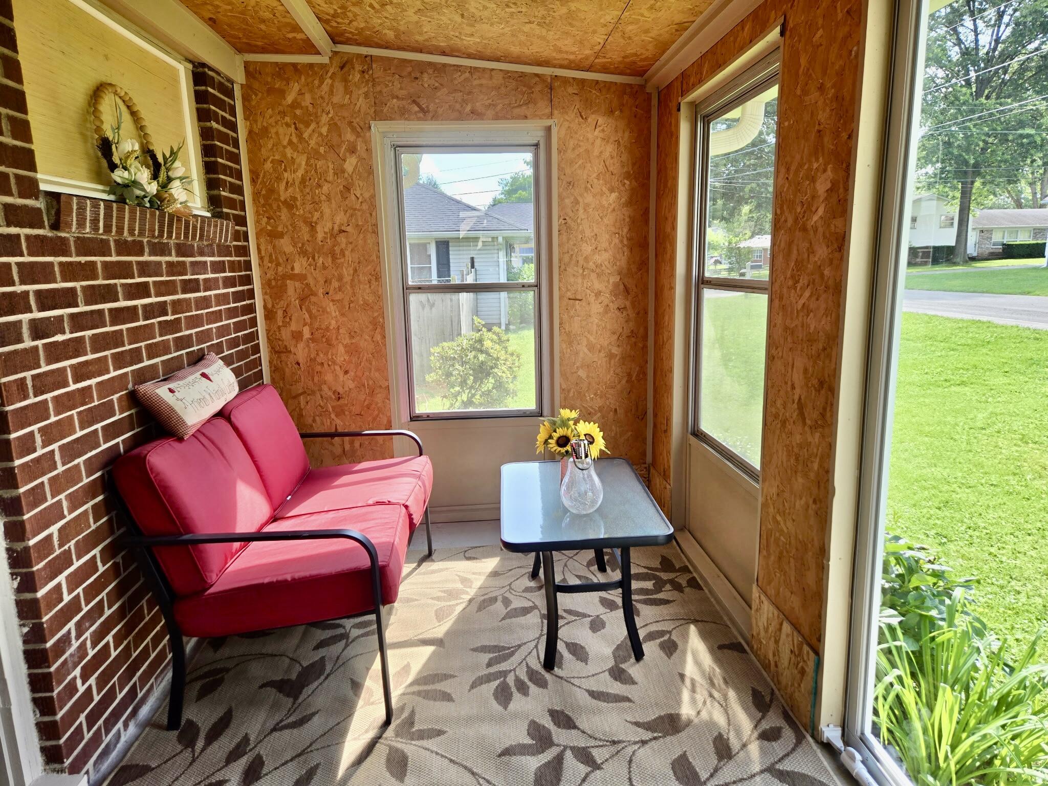 105 Kentucky Avenue Property Photo 32
