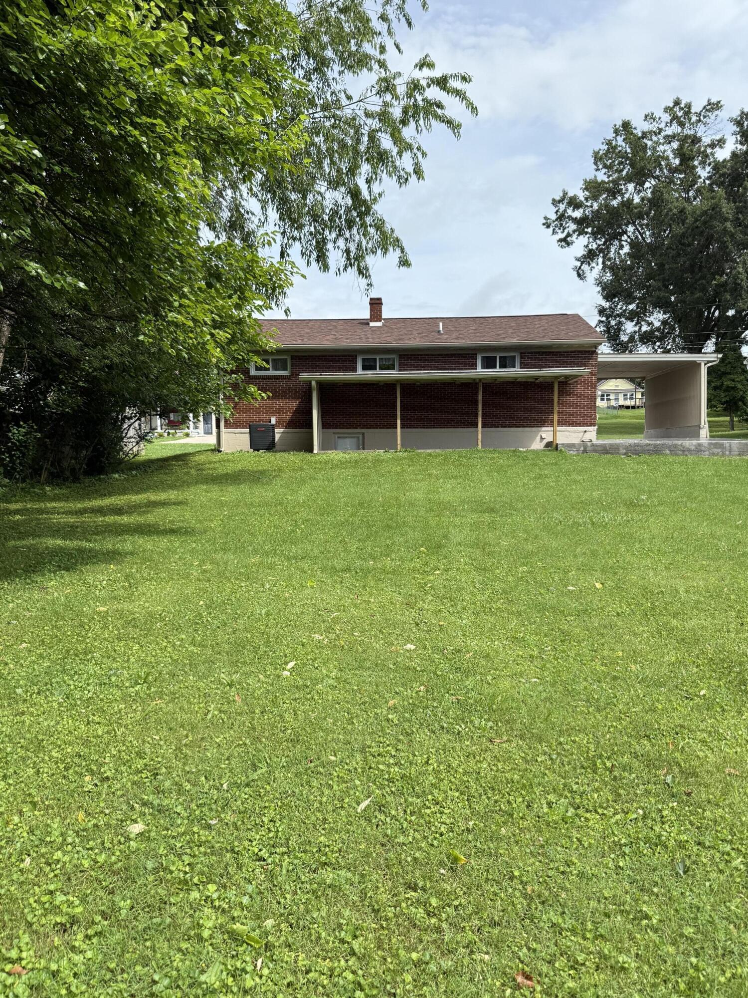 105 Kentucky Avenue Property Photo 35