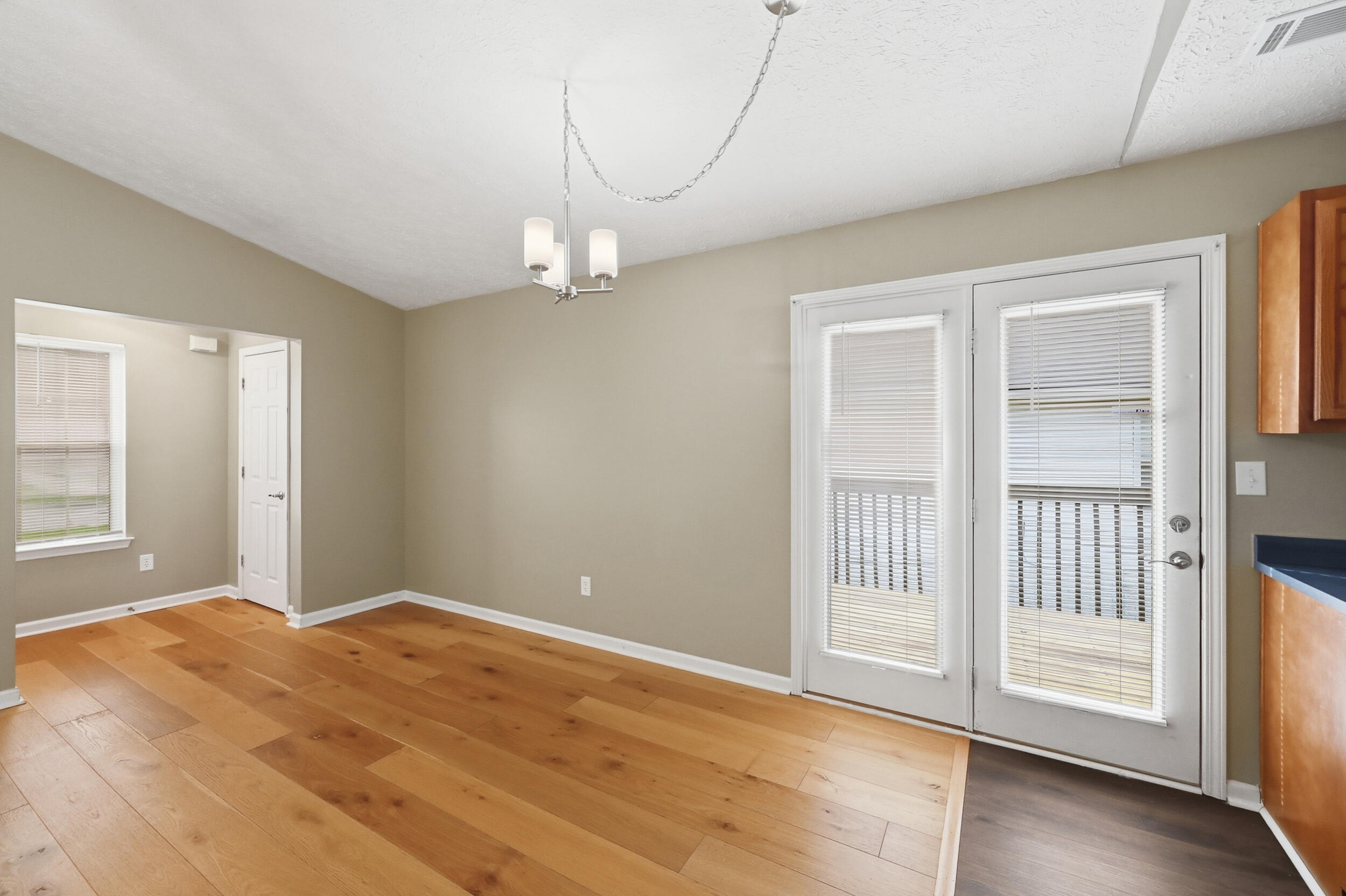 3365 Squire Creek Way Property Photo 16