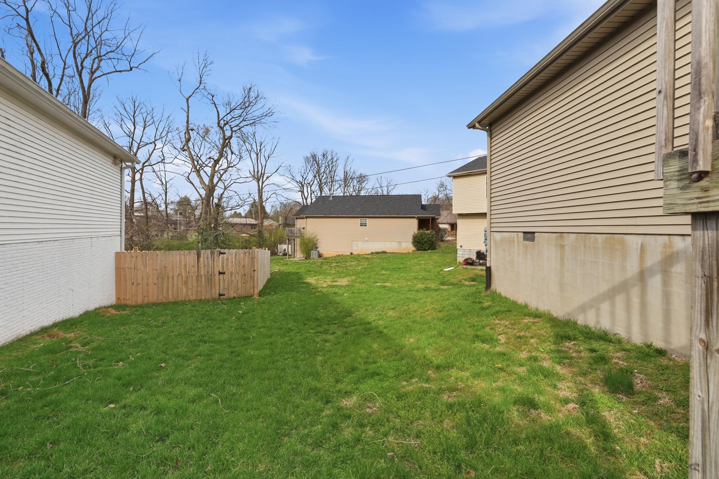 3365 Squire Creek Way Property Photo 28