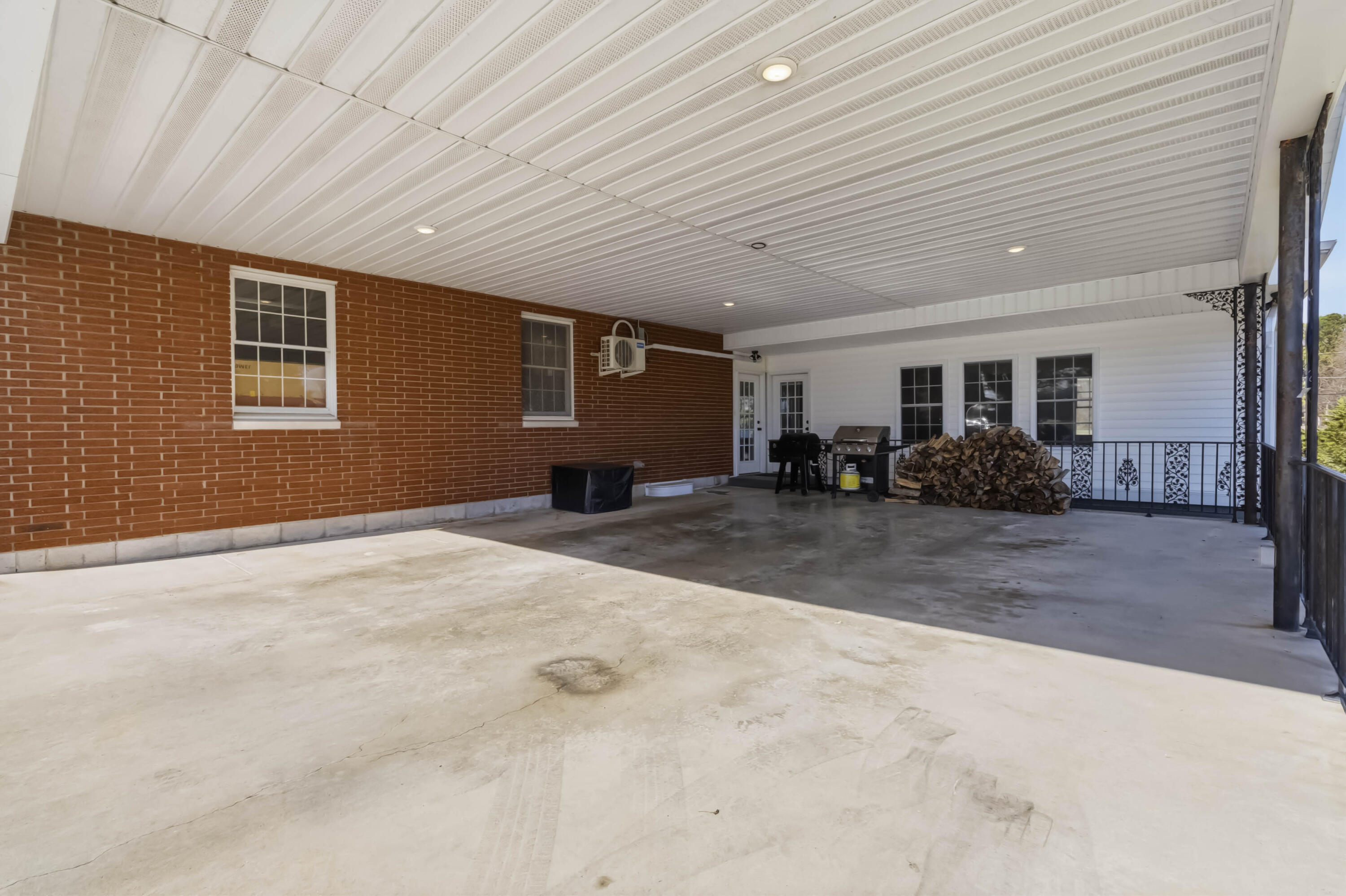 102 Cliffside Drive Property Photo 45
