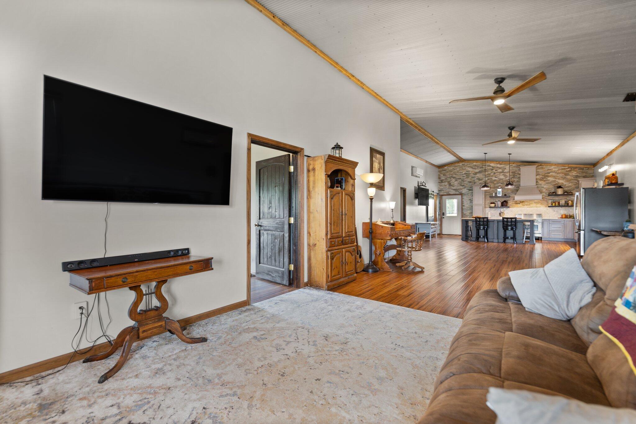 649 Snedegar Road Property Photo 23