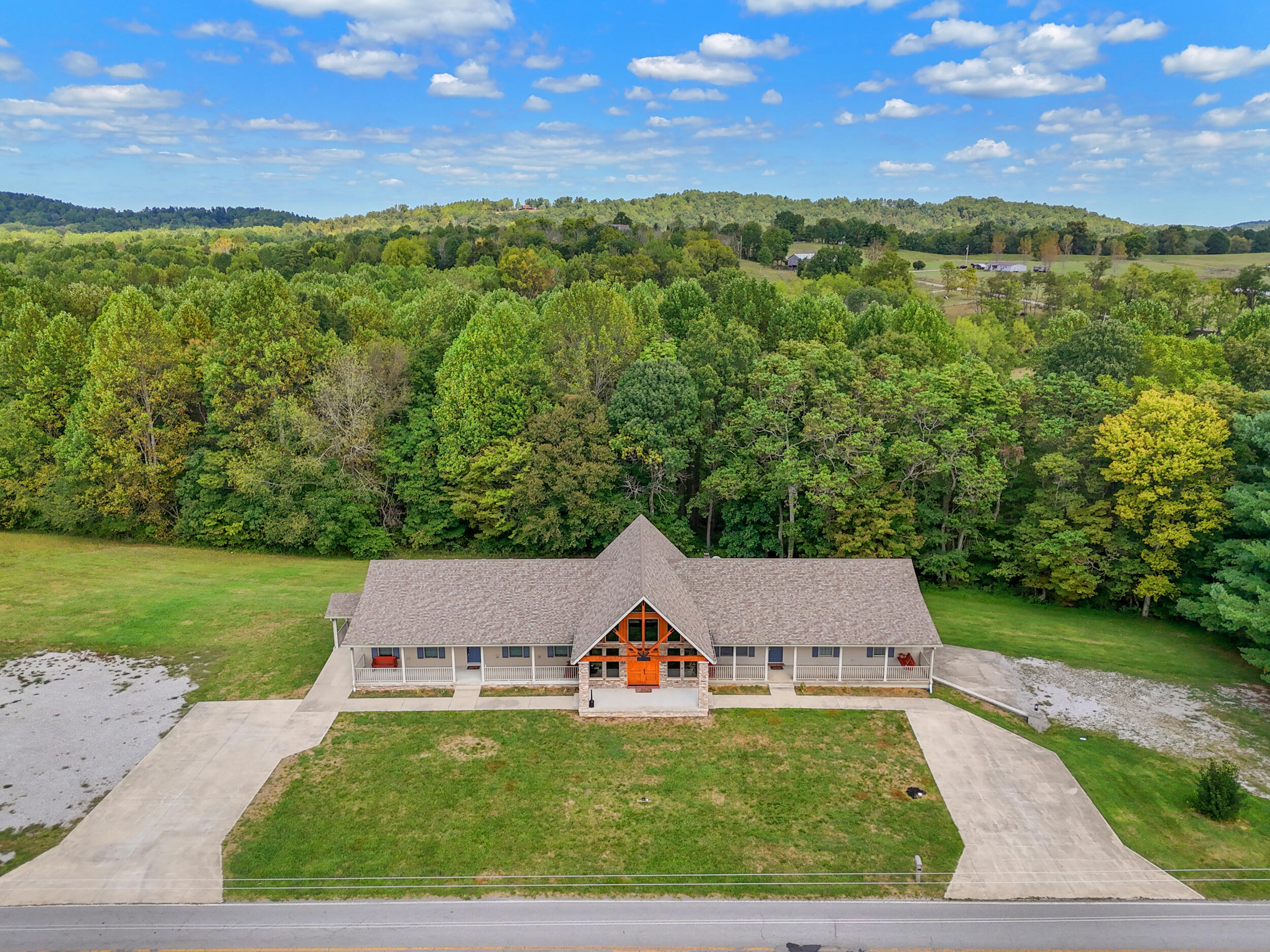 2735 Ky-501 Property Photo 1