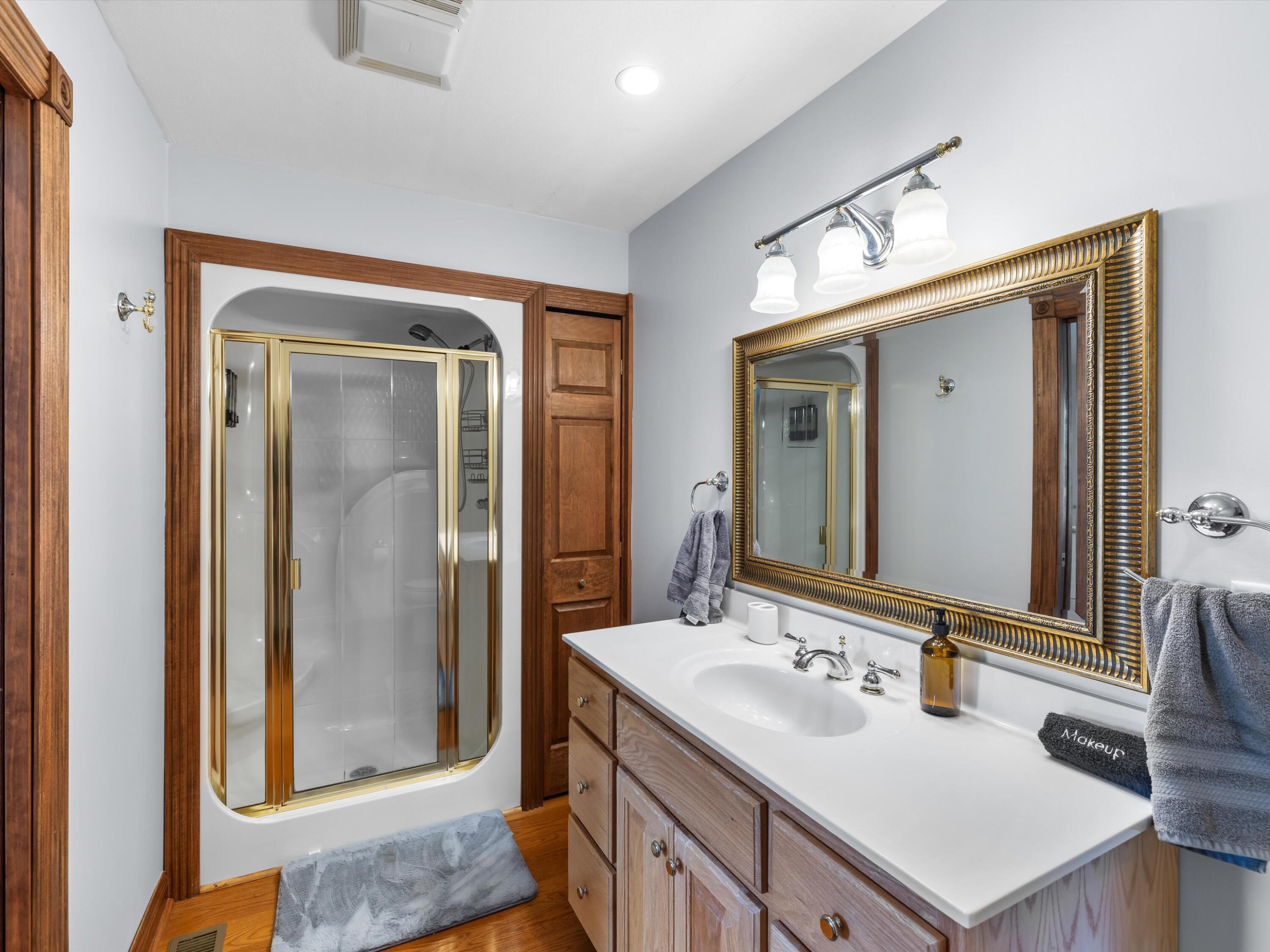 389 Lakeview Drive Property Photo 34