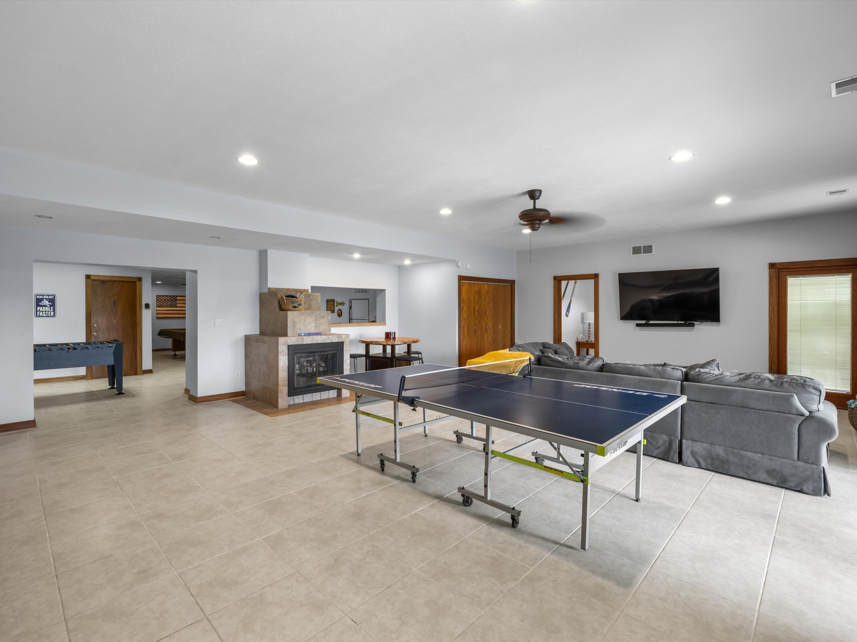 389 Lakeview Drive Property Photo 56
